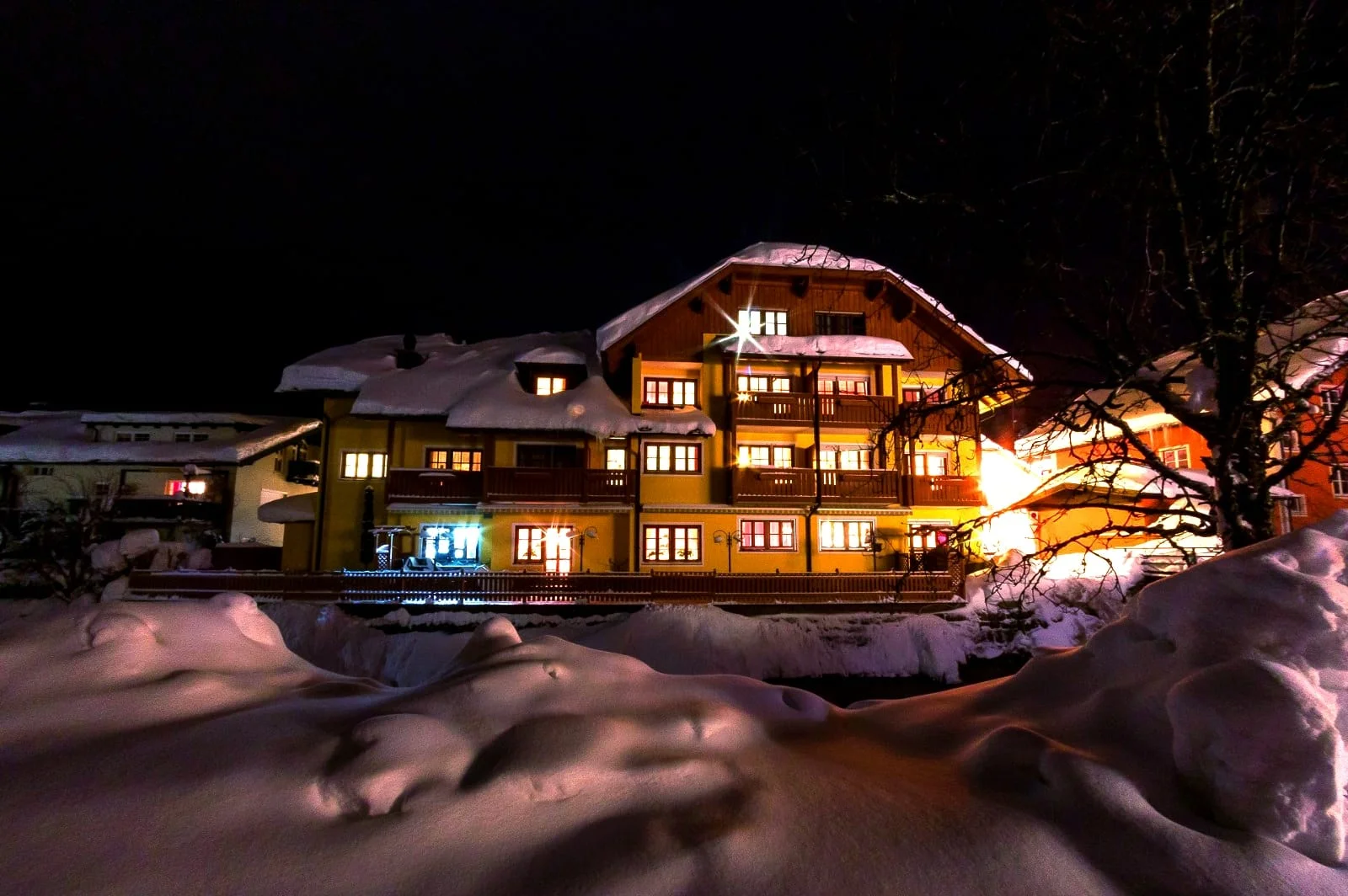 Dachstein s neomezeným wellness a polopenzí, hotel 200 m od lanovky