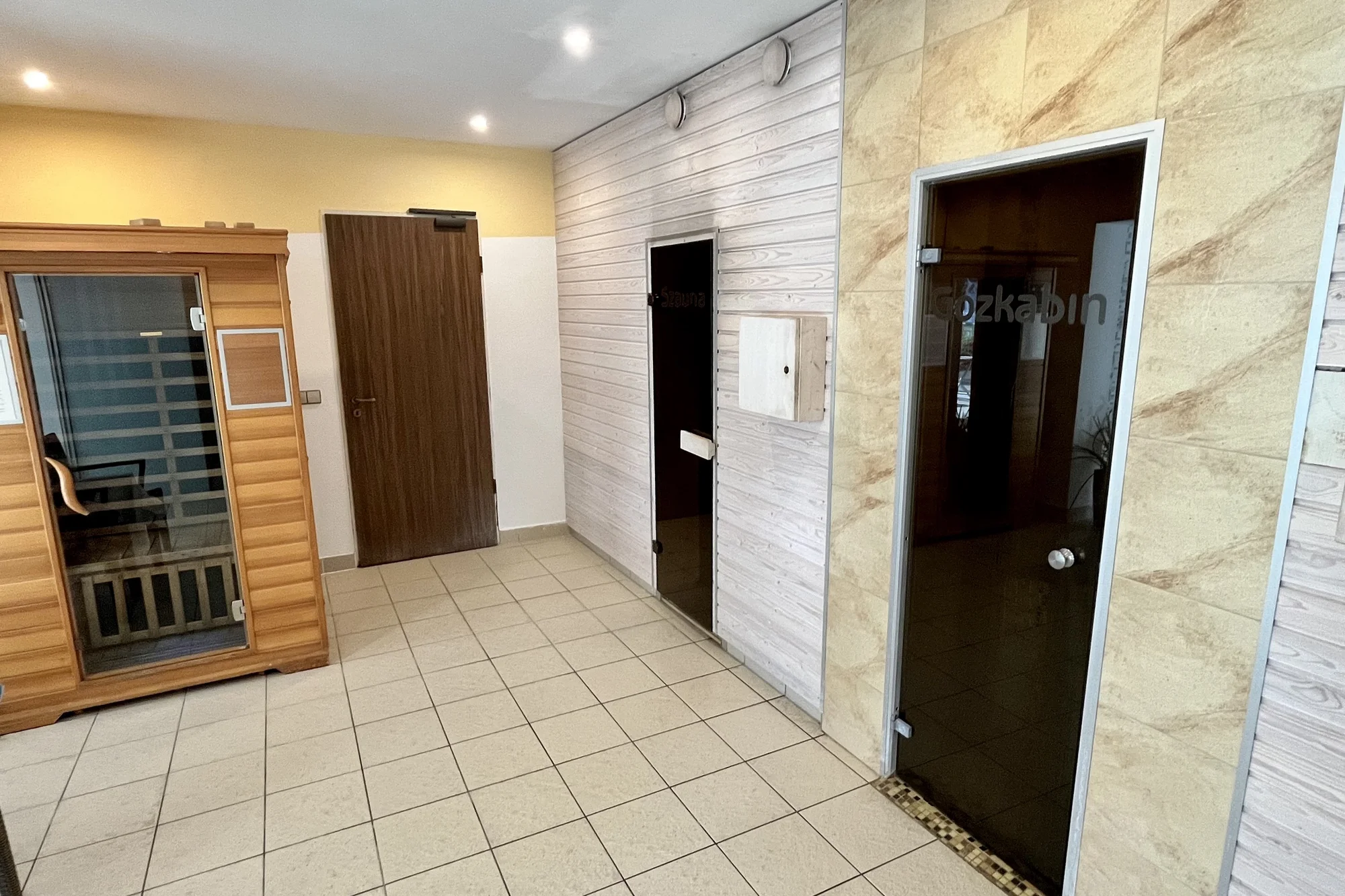 Relax i sport poblíž Budapešti: jídlo, wellness, lahev vína a 2 děti do 5,9 let zdarma