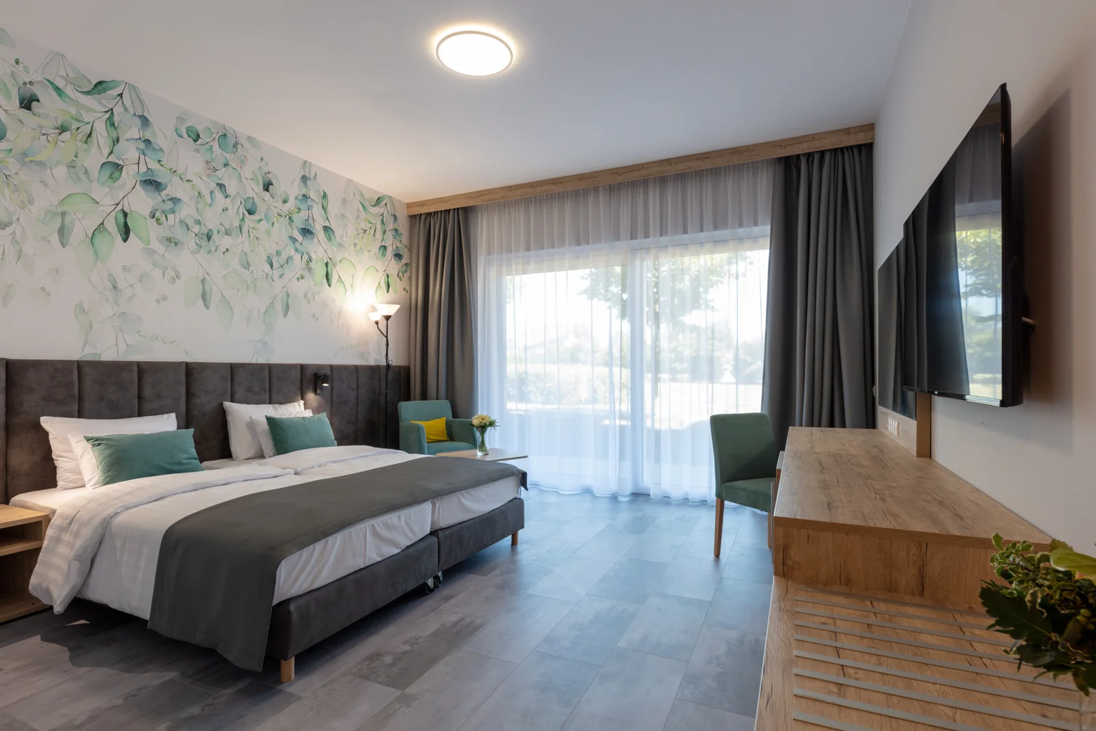 Relax i sport poblíž Budapešti: jídlo, wellness, lahev vína a 2 děti do 5,9 let zdarma