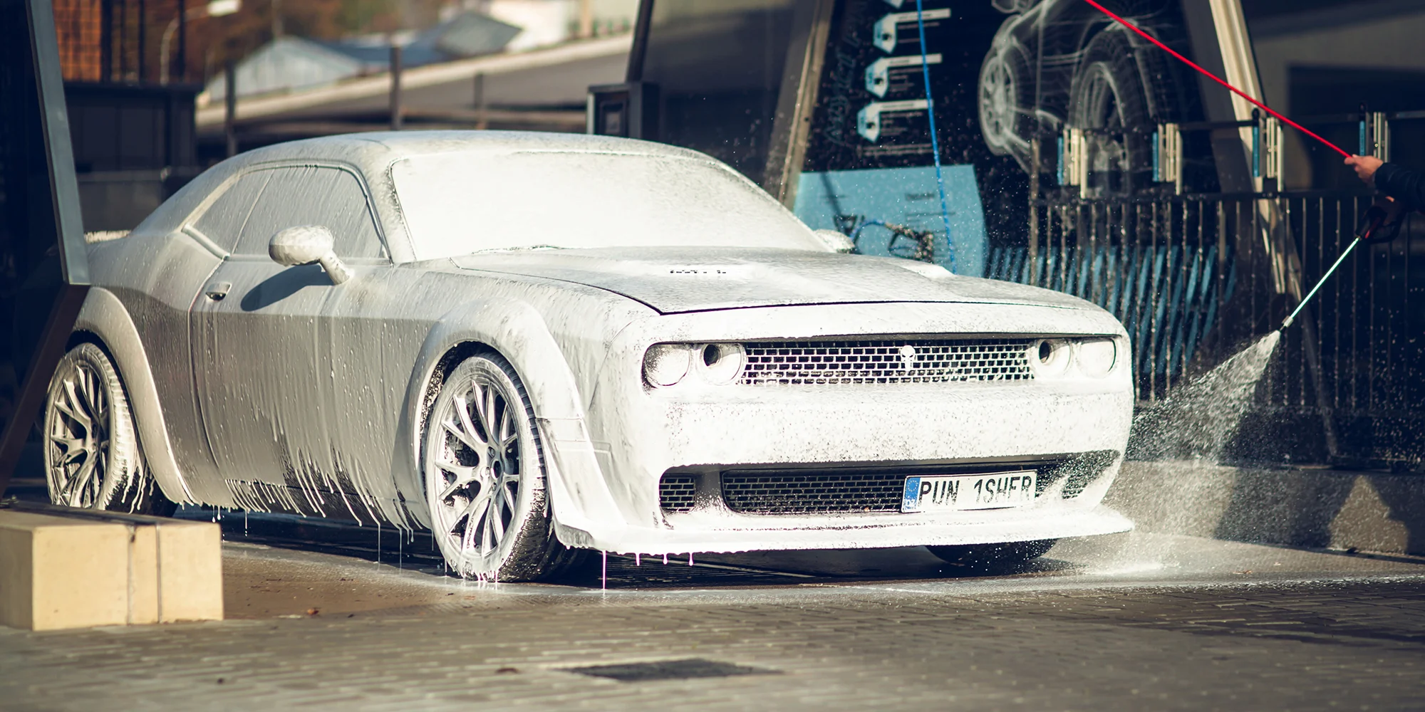 Dodge Challenger 5,7 V8 Punisher: spolujízda, řízení i pronájem