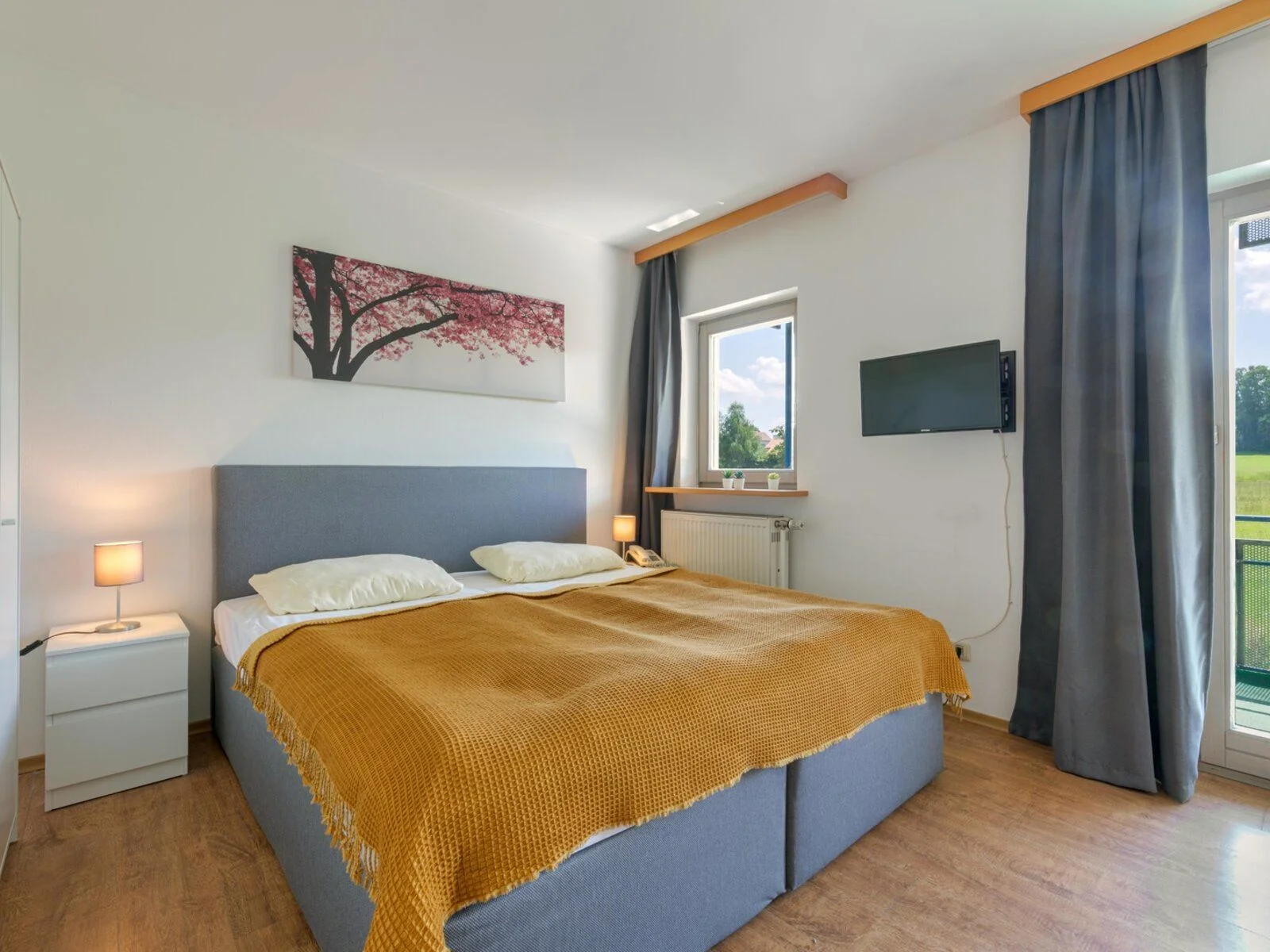 Německá strana Šumavy: rodinný hotel s all inclusive, wellness, jízdárnou, animačním programem jen 20 km od hranic