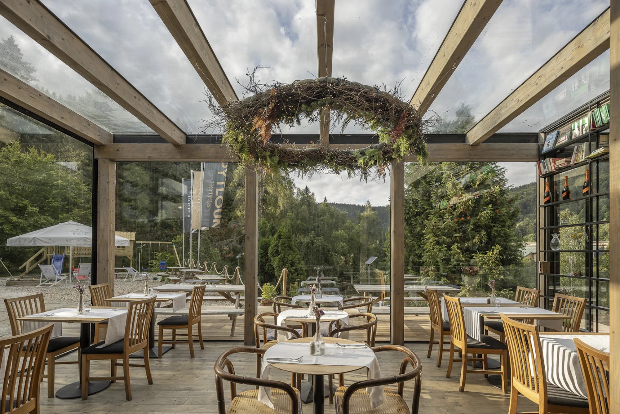 Gastronomický zážitek v horském podnebí: vouchery na 1000 až 2000 Kč do restaurace Končina
