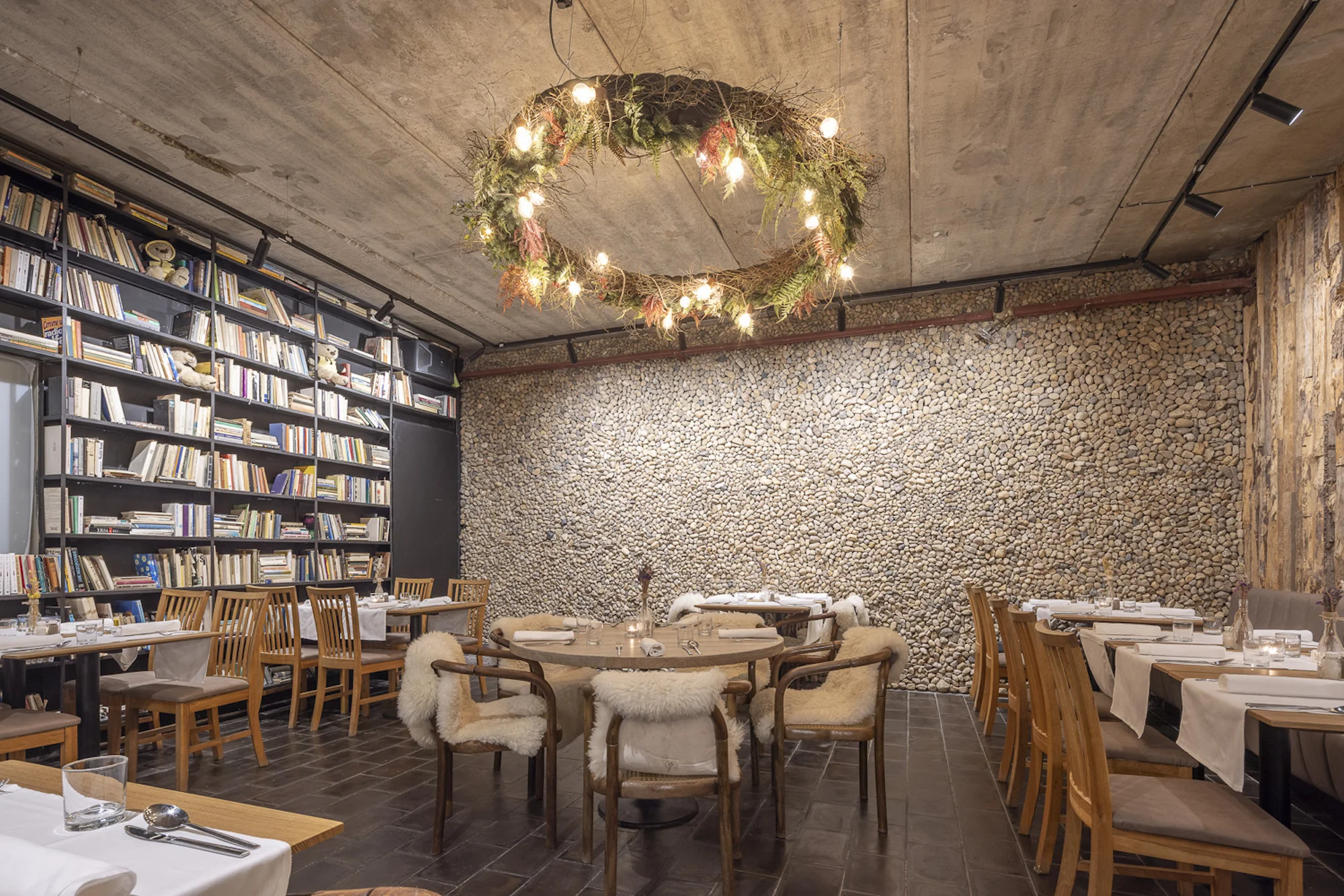 Gastronomický zážitek v horském podnebí: vouchery na 1000 až 2000 Kč do restaurace Končina