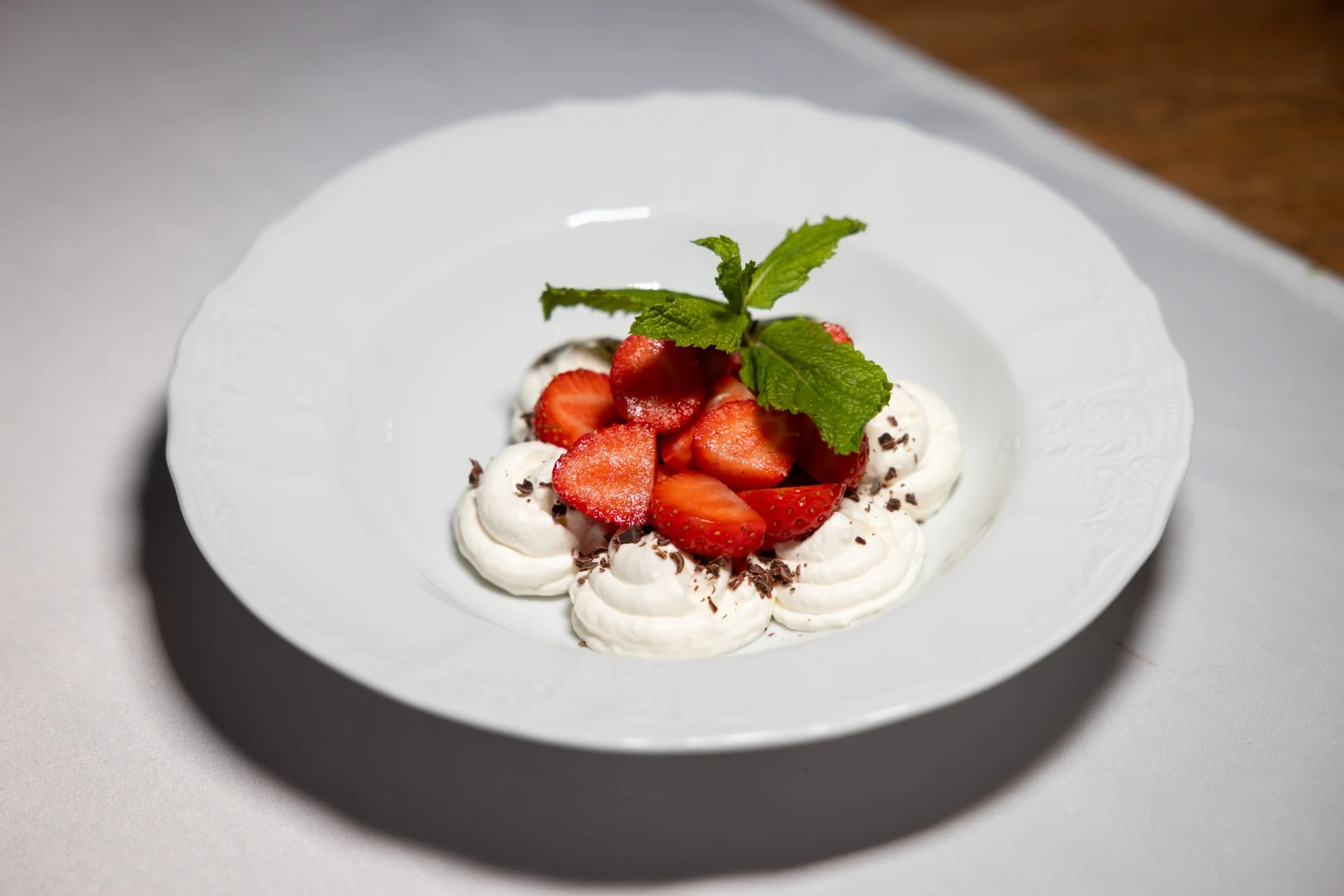 Čtyřchodové menu v iglú restaurace Končina pro 2–6 osob
