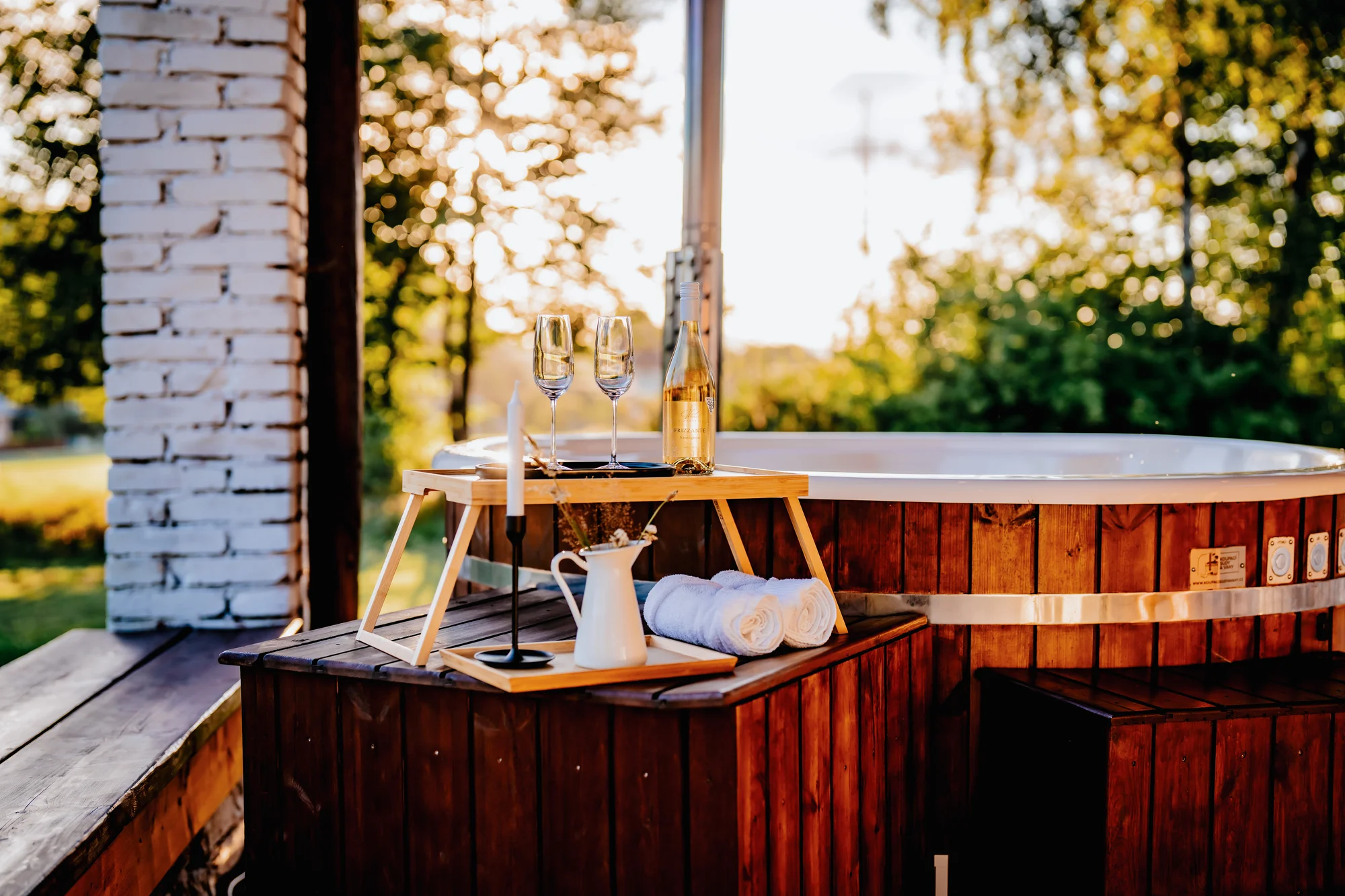 Luxusní vila v Beskydech: krb, koupací sud i sauna