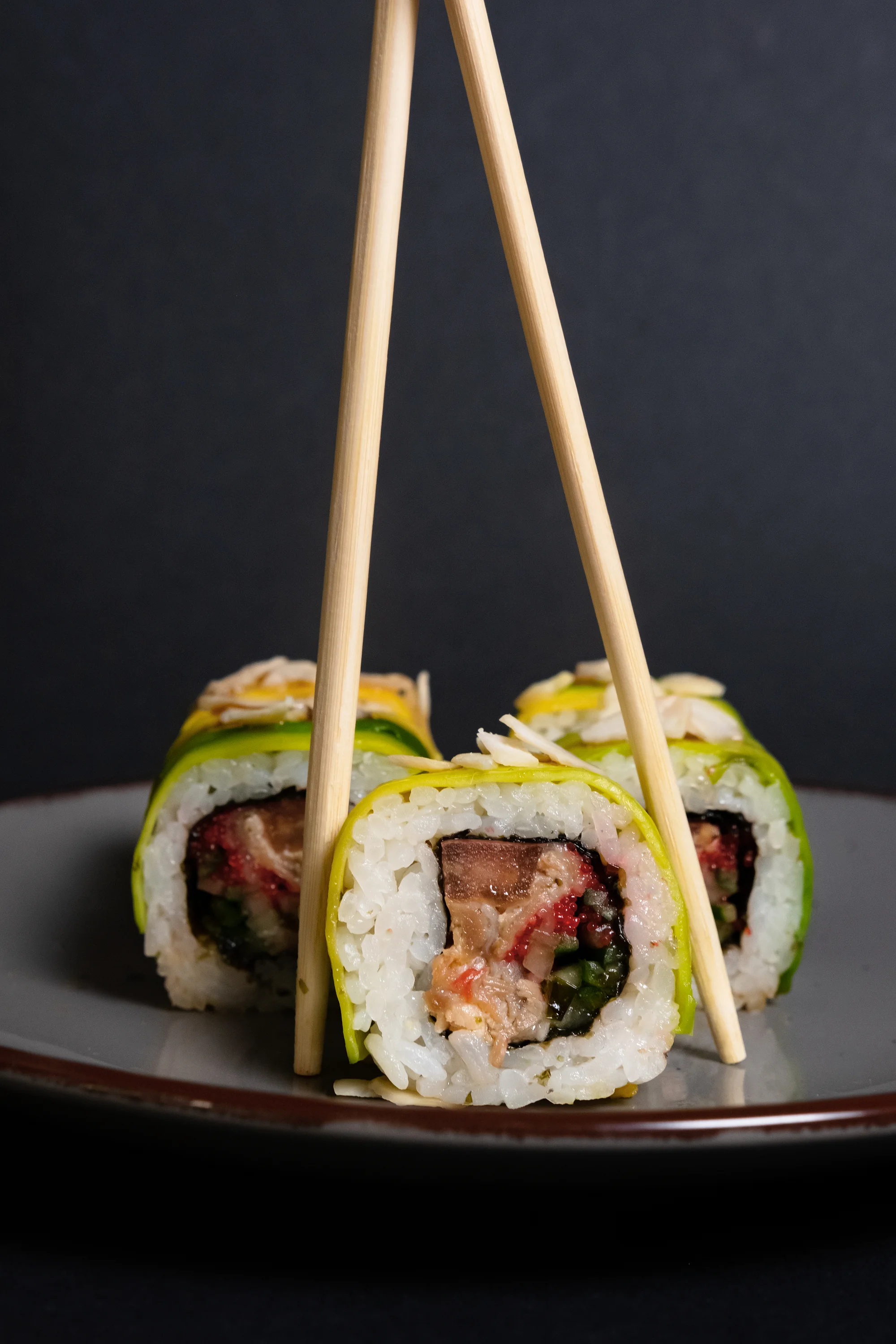 Originální a kreativní sushi sety s sebou: 36 nebo 40 kusů, možnost rozvozu