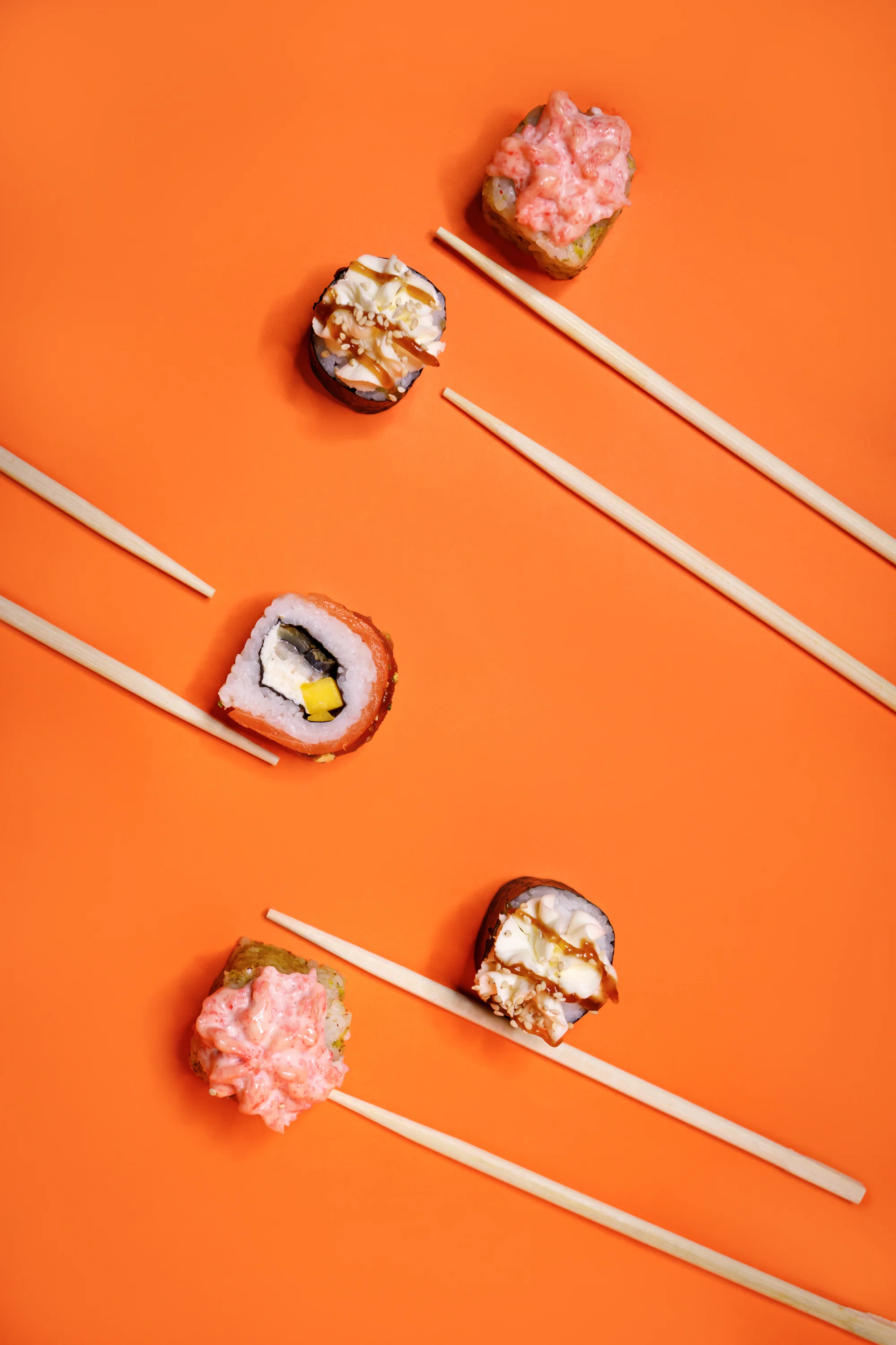 Originální a kreativní sushi sety s sebou: 36 nebo 40 kusů, možnost rozvozu