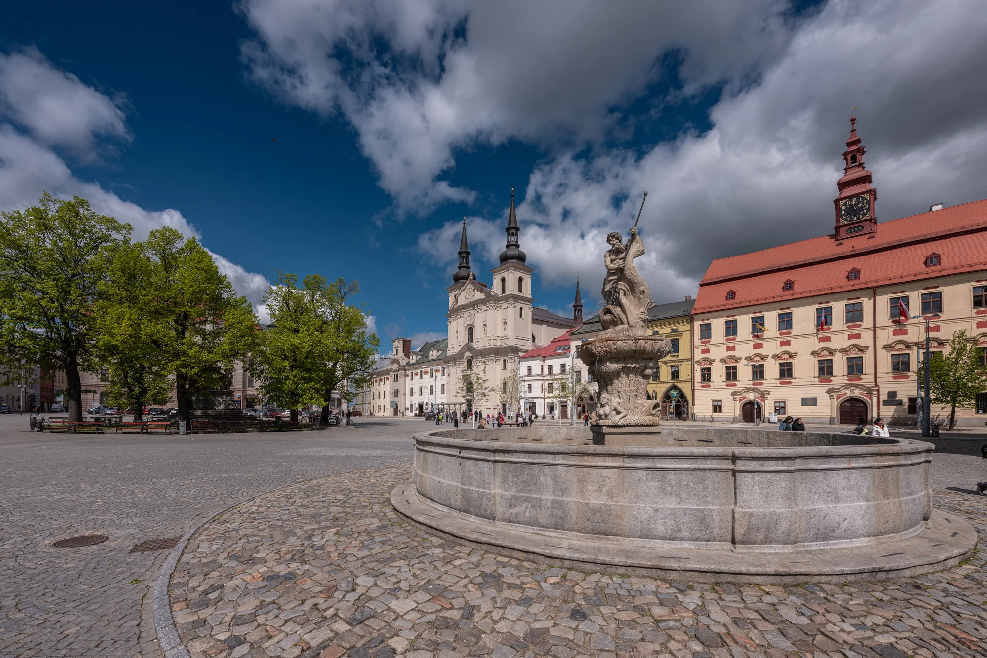 Prozkoumejte Jihlavu nebo Pelhřimov a rozluštěte šifry: Dobrodružství plné napětí a historie!
