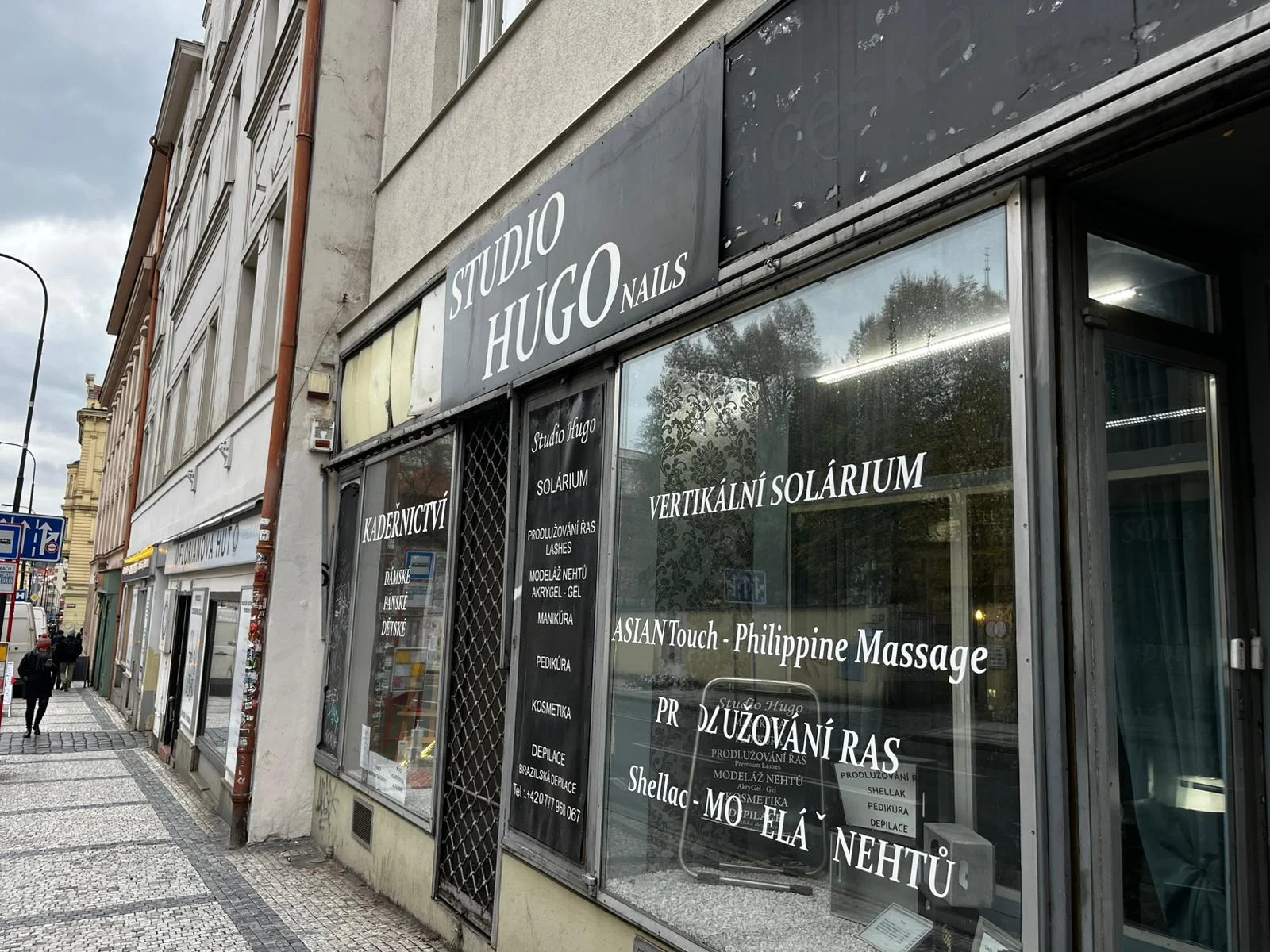 Služby barbera: střih fade do ztracena či klasika s úpravou vousů