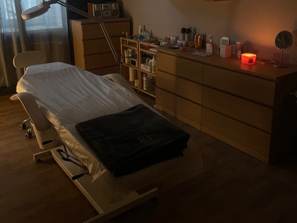 Dokonalý pohled: Úprava a laminace obočí, lash lifting vč. výživy i barva