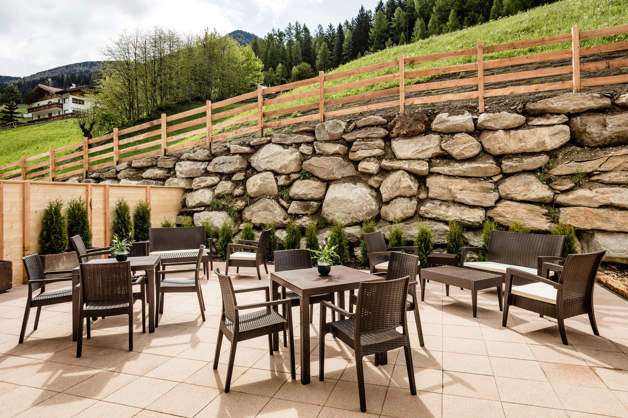 Jižní Tyrolsko: 4* horský hotel s polopenzí a neomezeným wellness
