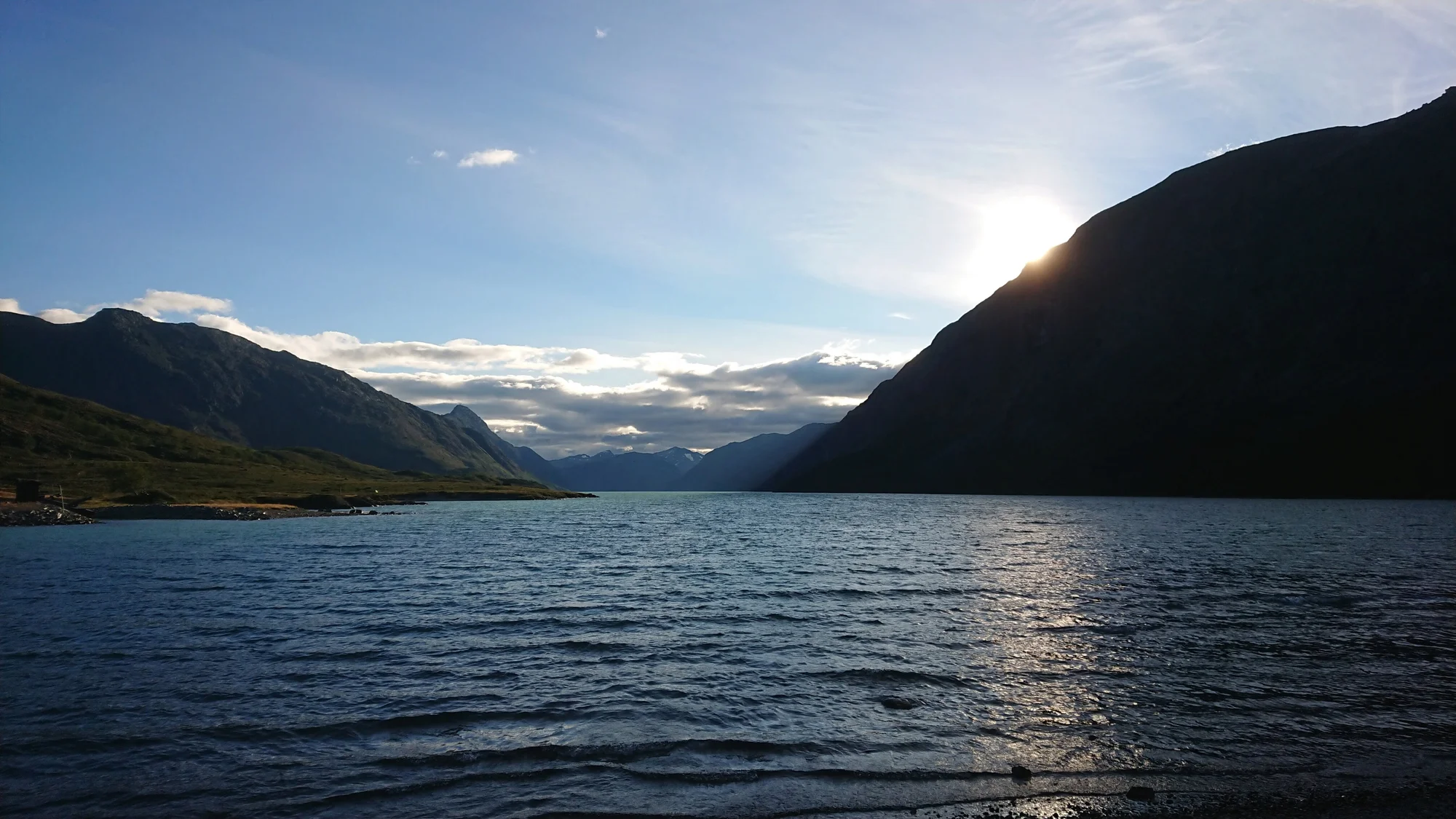 Do Norska za přírodou a papuchalky: kempování ve vlastním stanu nebo chatce, doprava busem