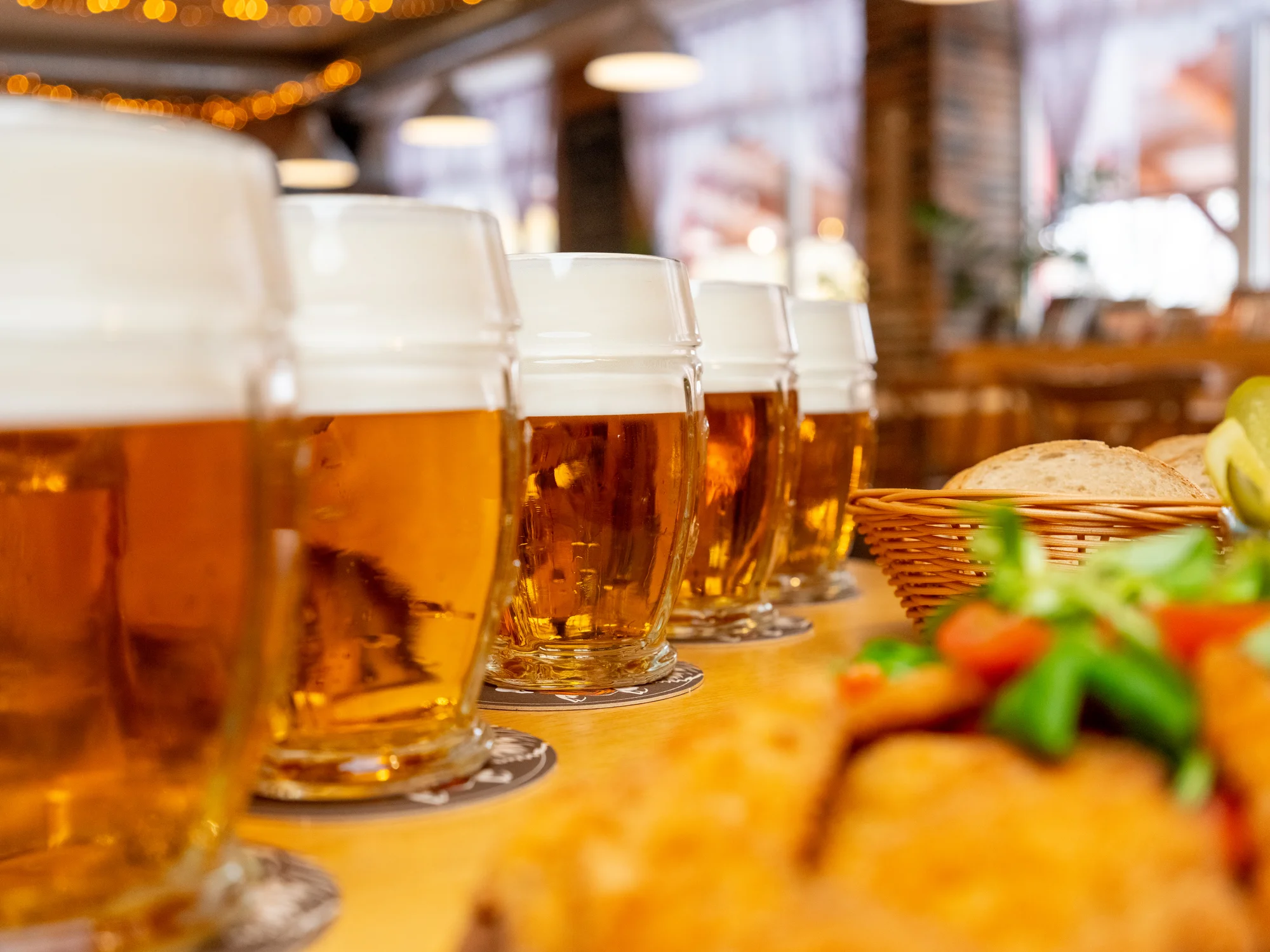 Metr piv Kozel 11° a mix řízečků o váze 450 nebo 900 g