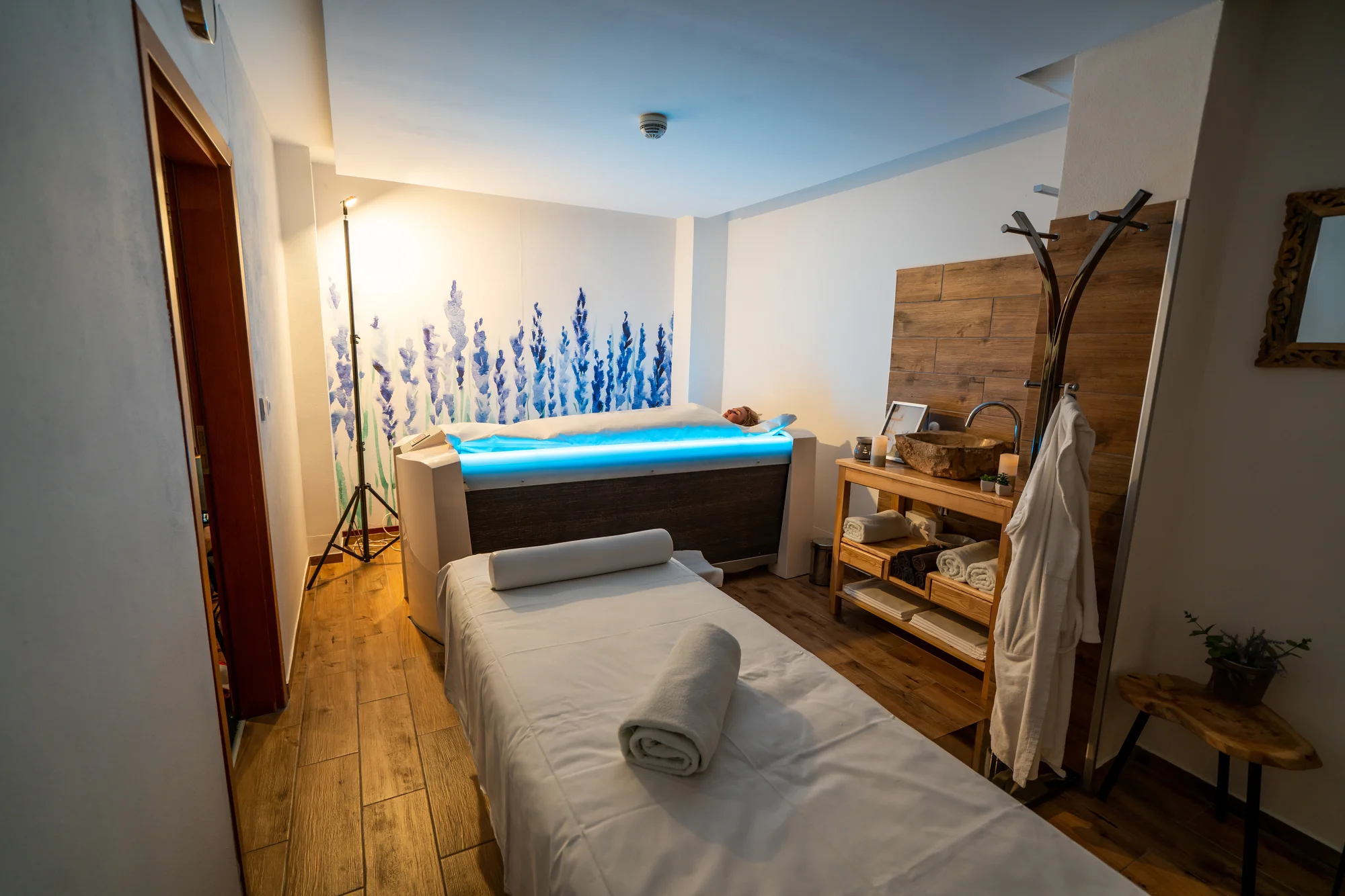 Wellness hotel na Lipně: snídaně a neomezeně obří aquapark a saunový svět