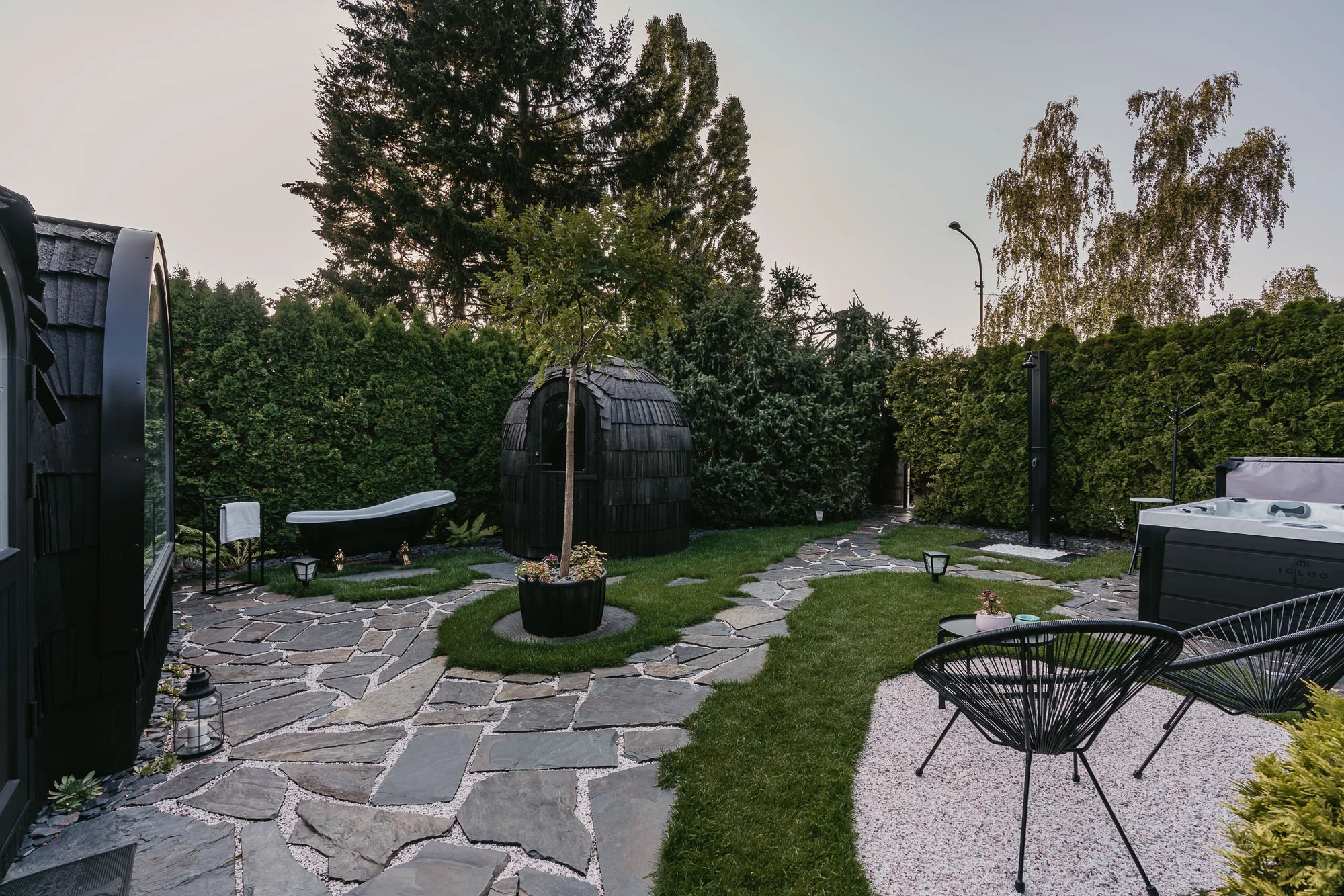 Designové iglú u Plumlovské přehrady s privátní vířivkou a saunou