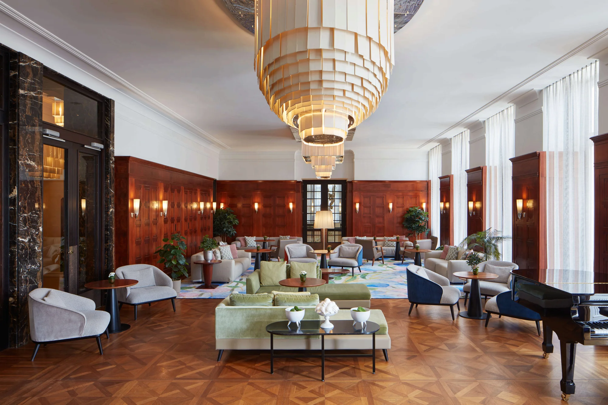 Luxusní 5* hotel v Mariánkách: snídaně či polopenze, neomezeně sauny a bazény i koupel