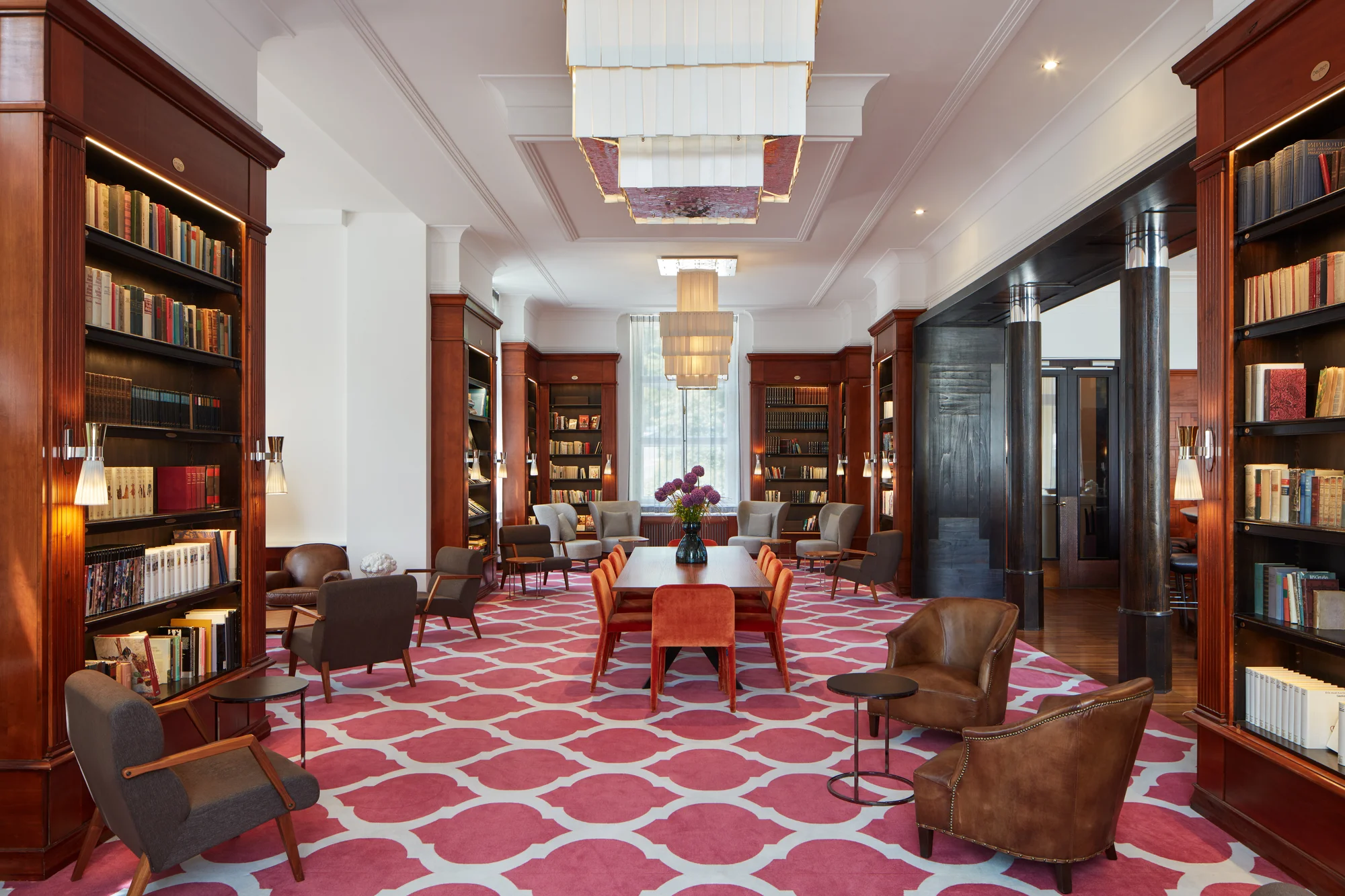 Luxusní 5* hotel v Mariánkách: snídaně či polopenze, neomezeně sauny a bazény i koupel