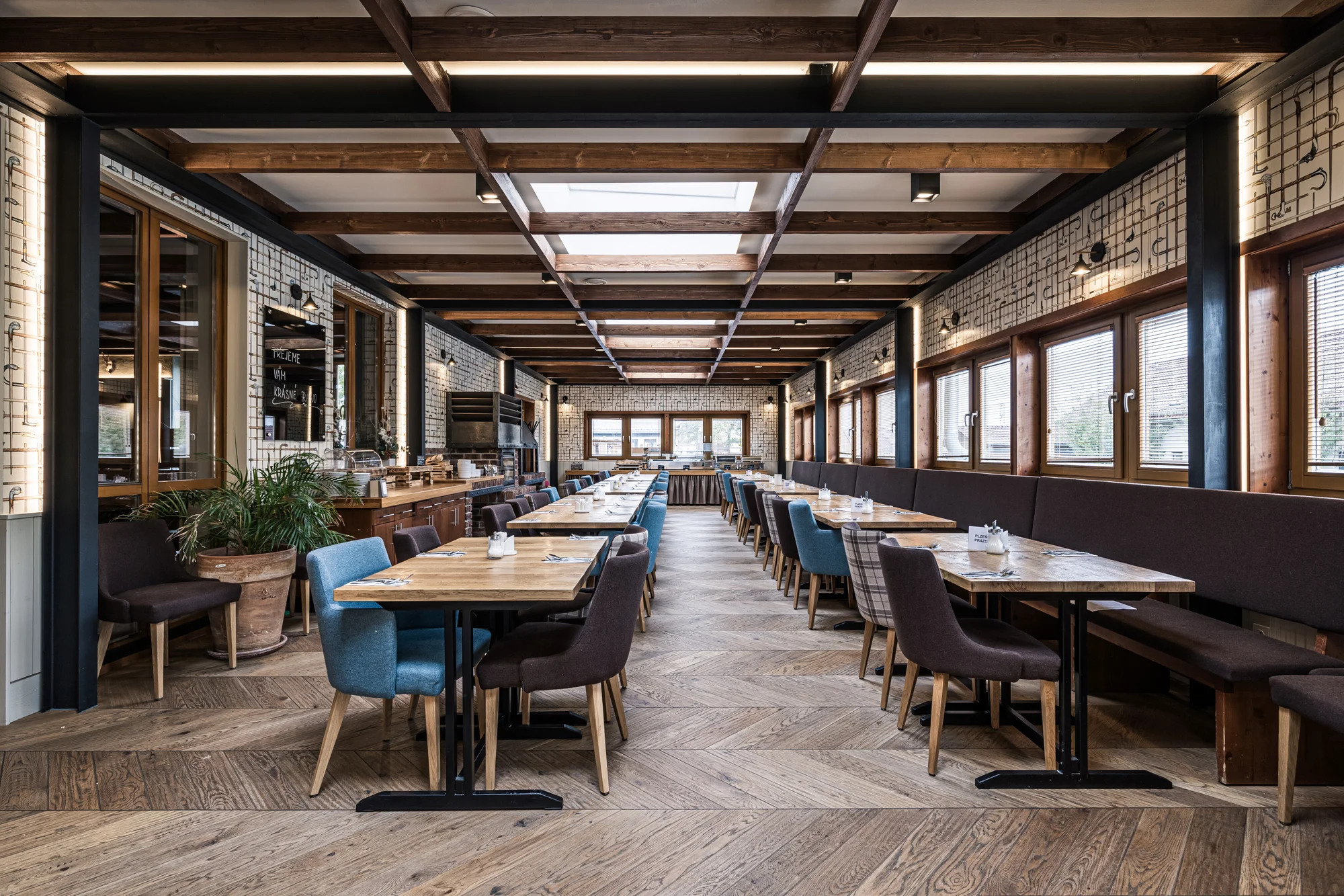 Pobyt v resortu s jízdárnou a rybníky: neomezený wellness, snídaně i sleva na jezdecké lekce