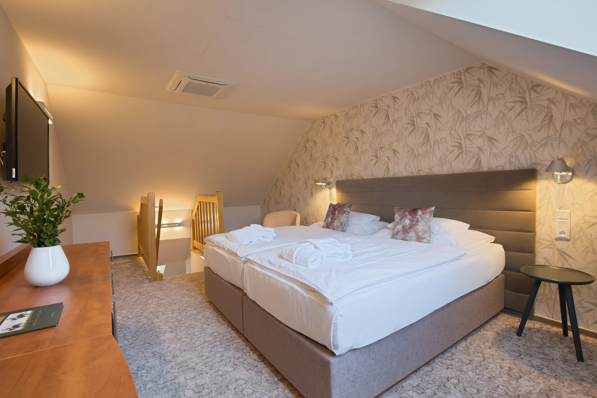 Pobyt v resortu s jízdárnou a rybníky: neomezený wellness, snídaně i sleva na jezdecké lekce