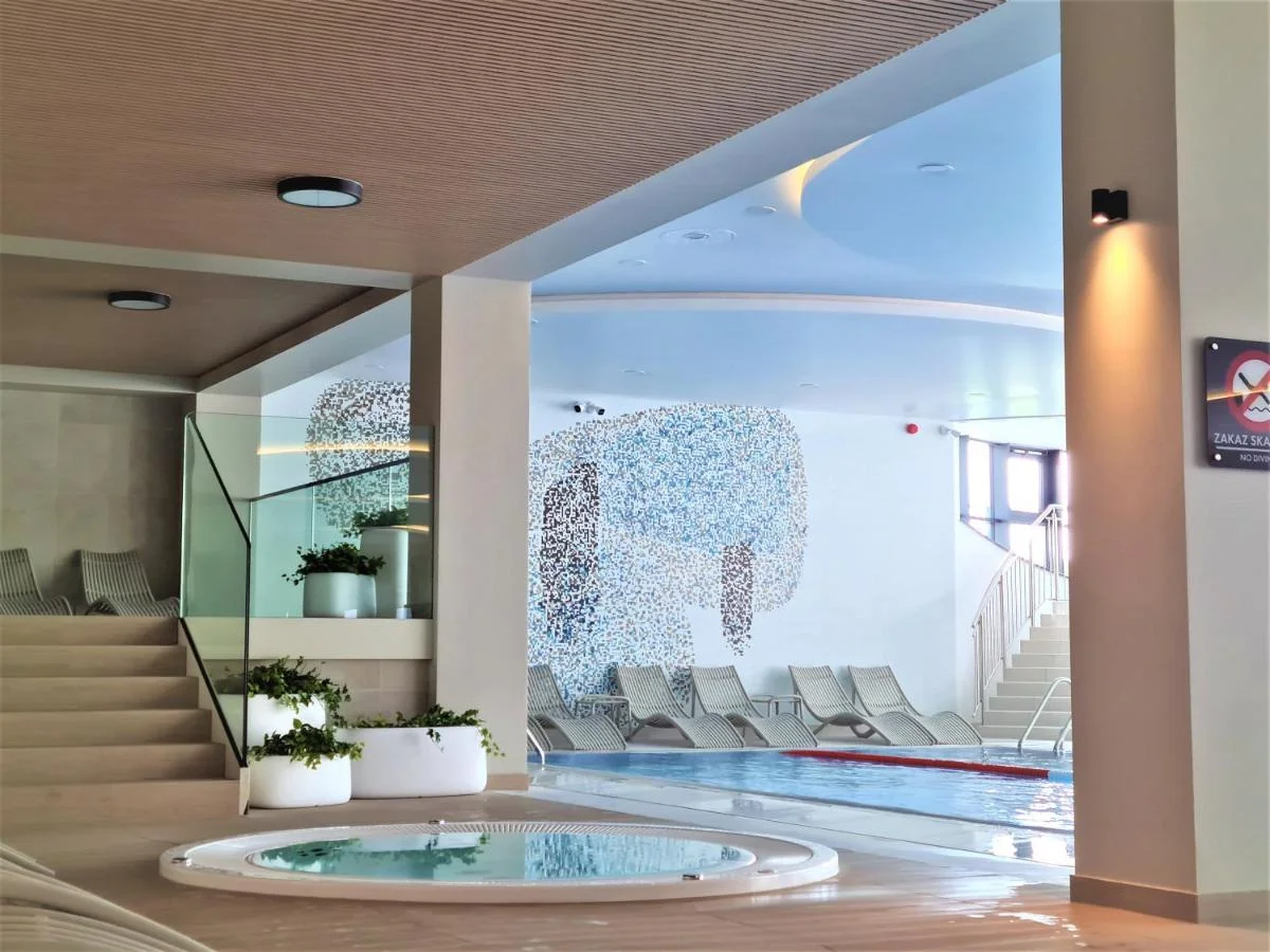Prémiové apartmány v Kolobřehu kousek od pláže: neomezený wellness, vnitřní dětský aquapark