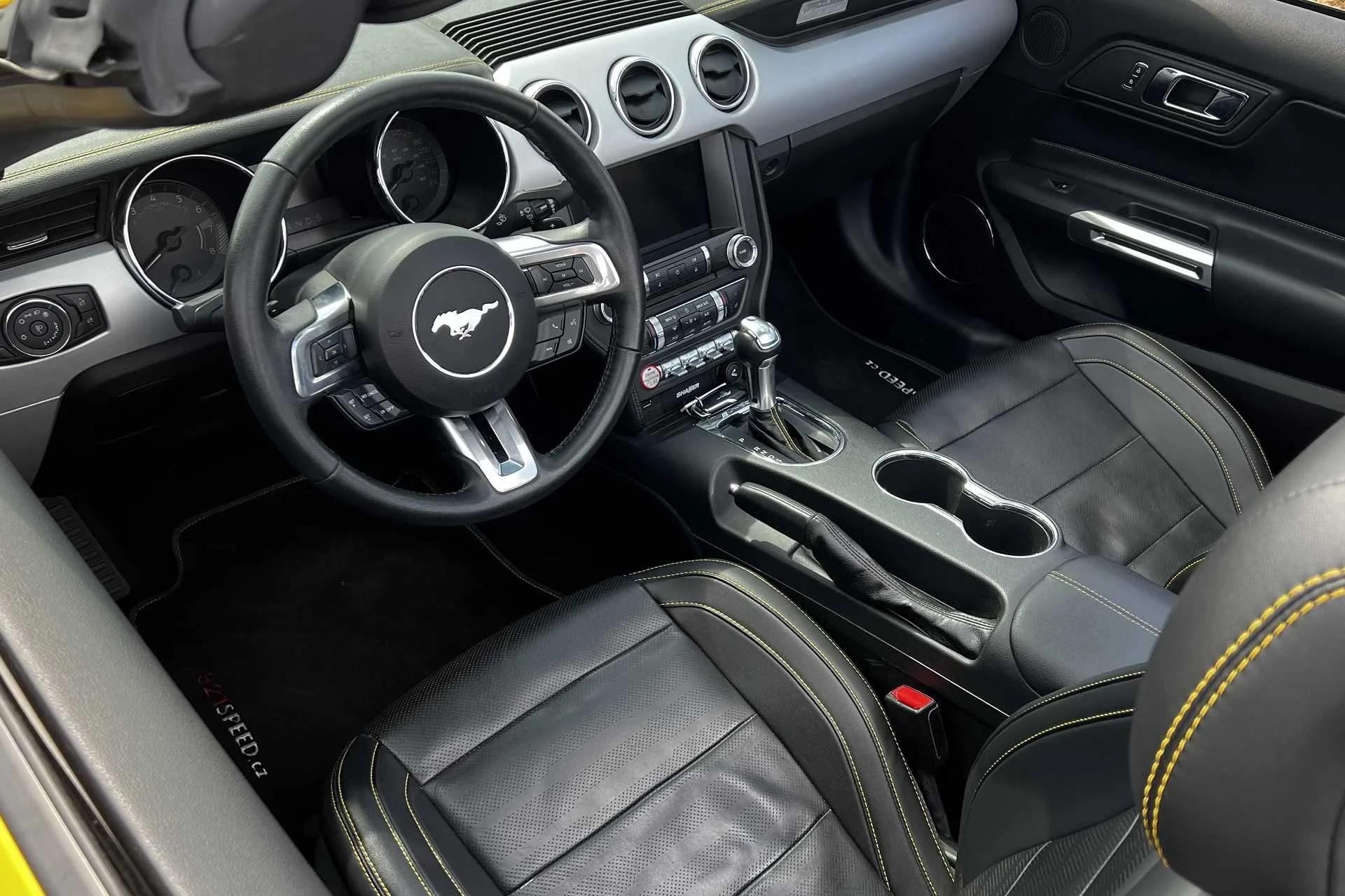 Léto může začít: Ford Mustang GT 5.0 V8 Cabrio 450 koní na 12 či 24 hodin