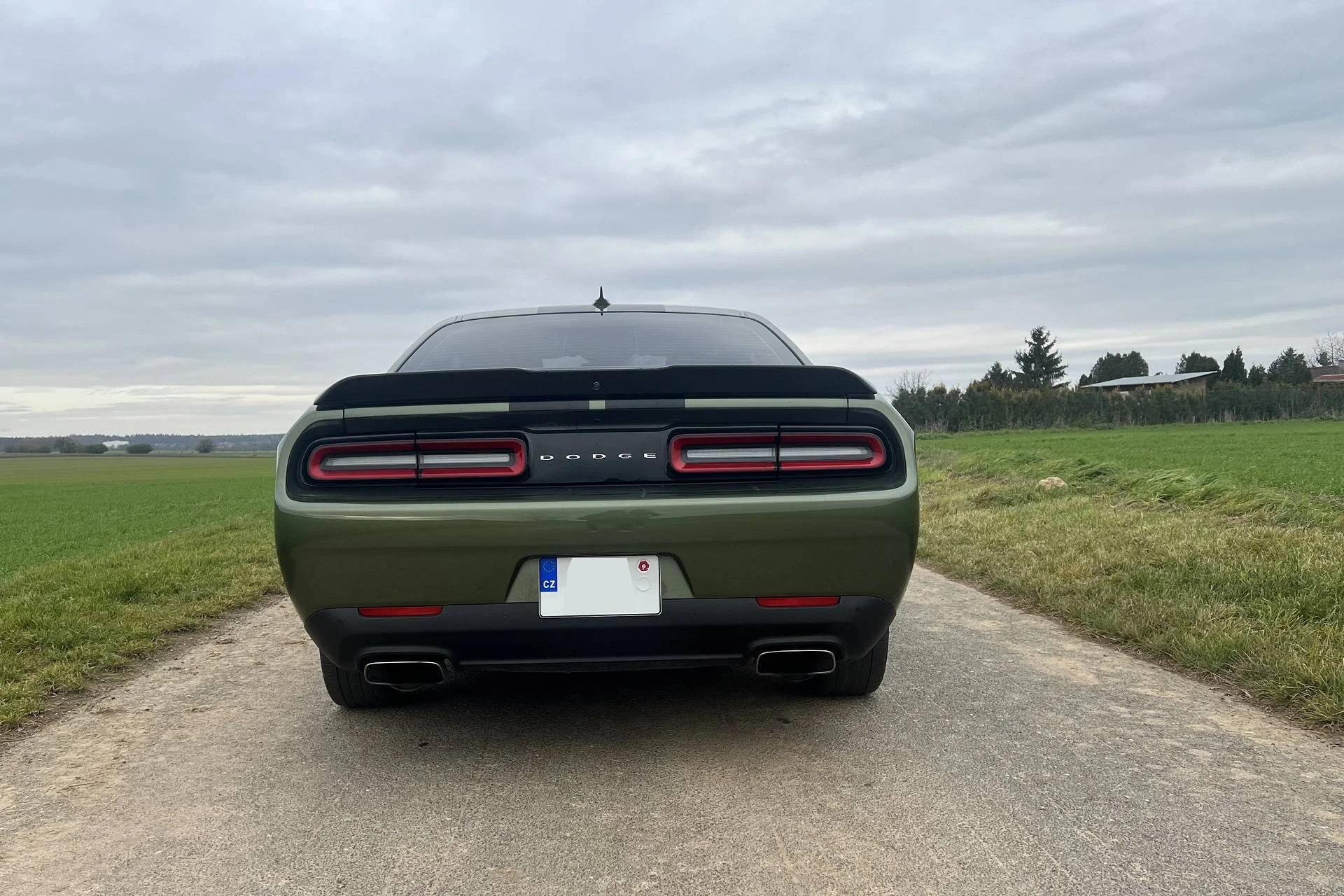 Dodge Challenger 6.4 V8 SRT Scat Pack 392 na 12 nebo 24 hodin