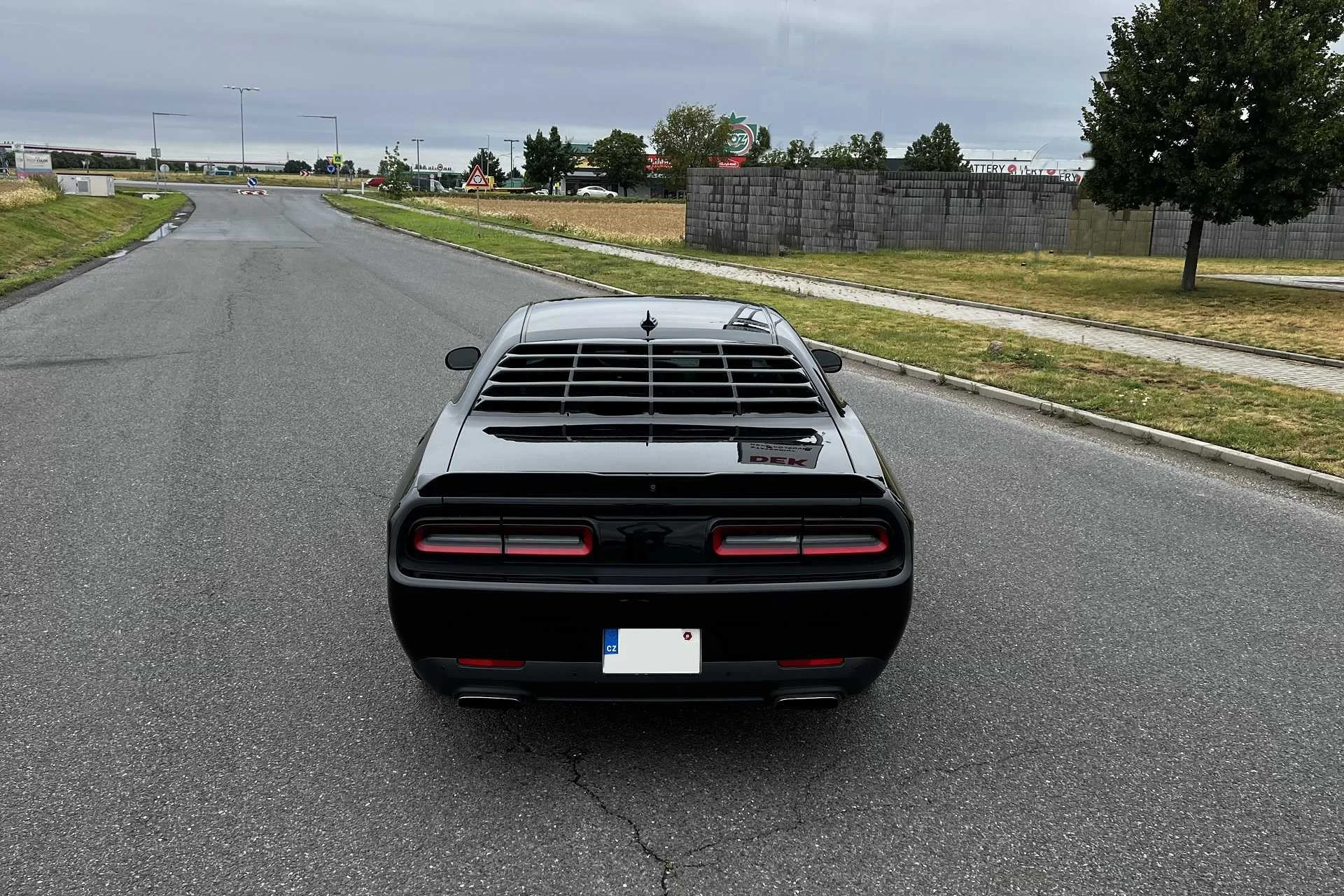 Zapůjčení Dodge Challenger 5.7 V8 HEMI na 12, 24 či 48 hod.