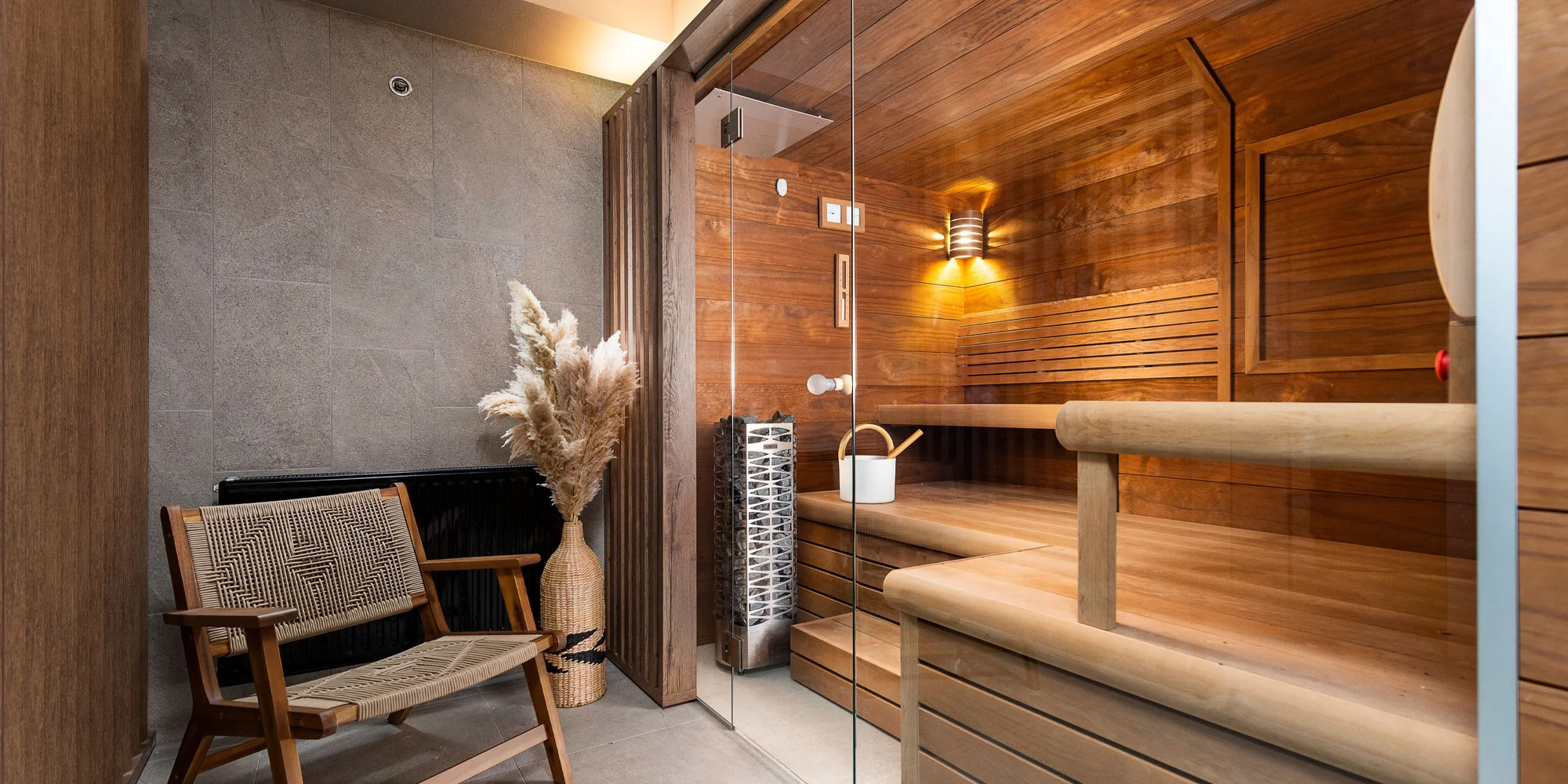 4* hotel v centru Budapešti se snídaní, saunou a slevou do kavárny: pobyt pro 2 osoby