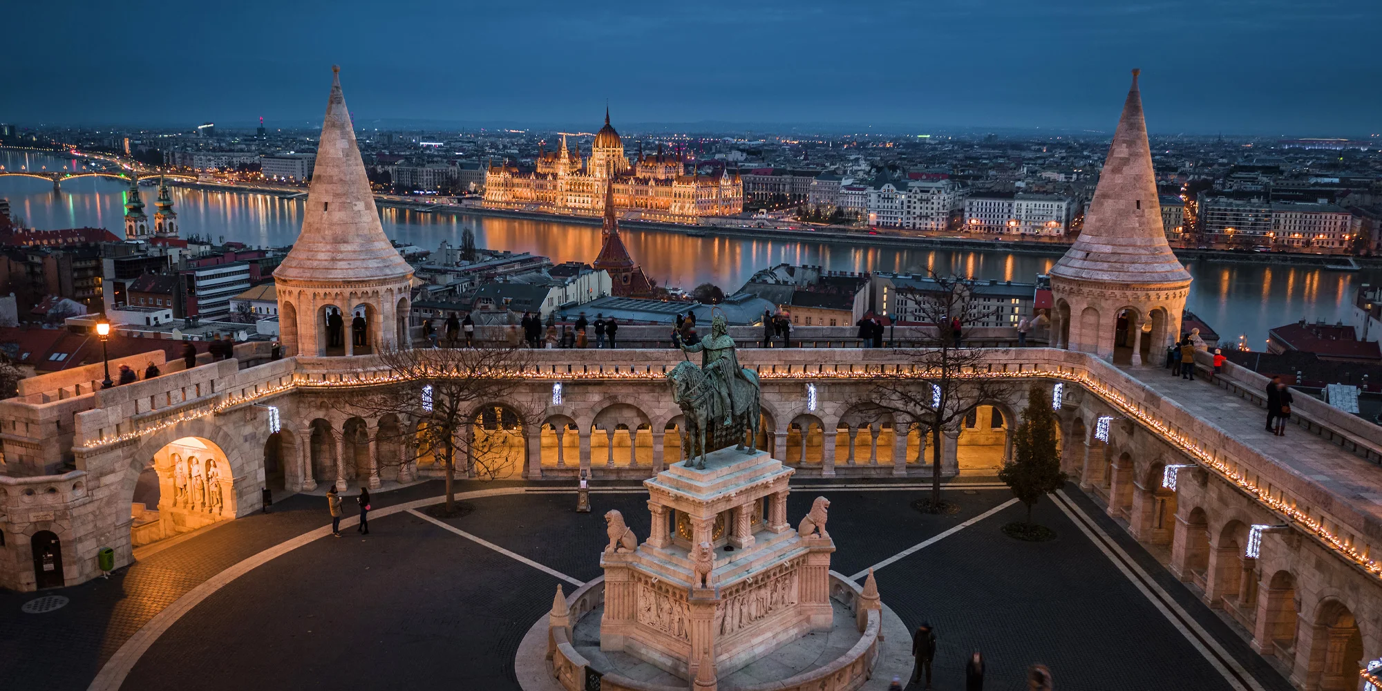 4* hotel v centru Budapešti se snídaní, saunou a slevou do kavárny: pobyt pro 2 osoby