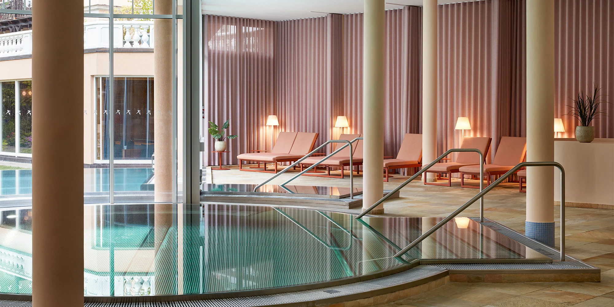 Luxusní 5* hotel v Mariánkách: snídaně či polopenze, neomezeně sauny a bazény i koupel