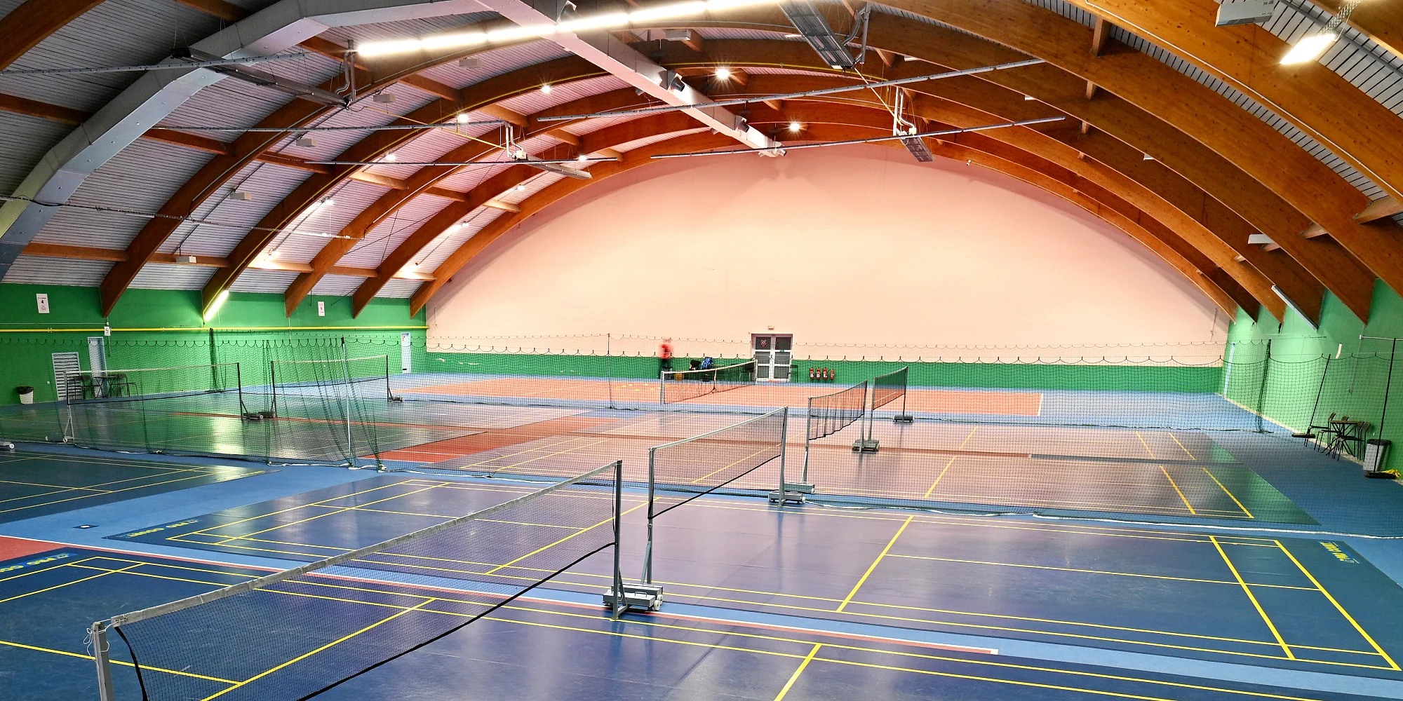 Pronájem sportovišť: krytý tenis, badminton i ping-pong