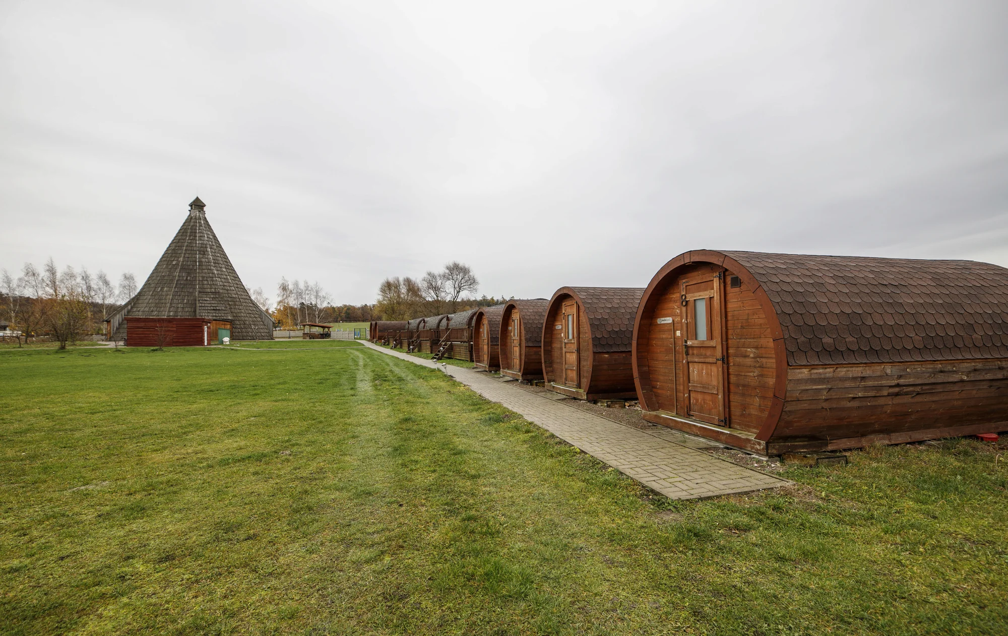 Za romantikou a relaxem: pobyt v resortu Vigvam s polopenzí, wellness i vinnou degustací
