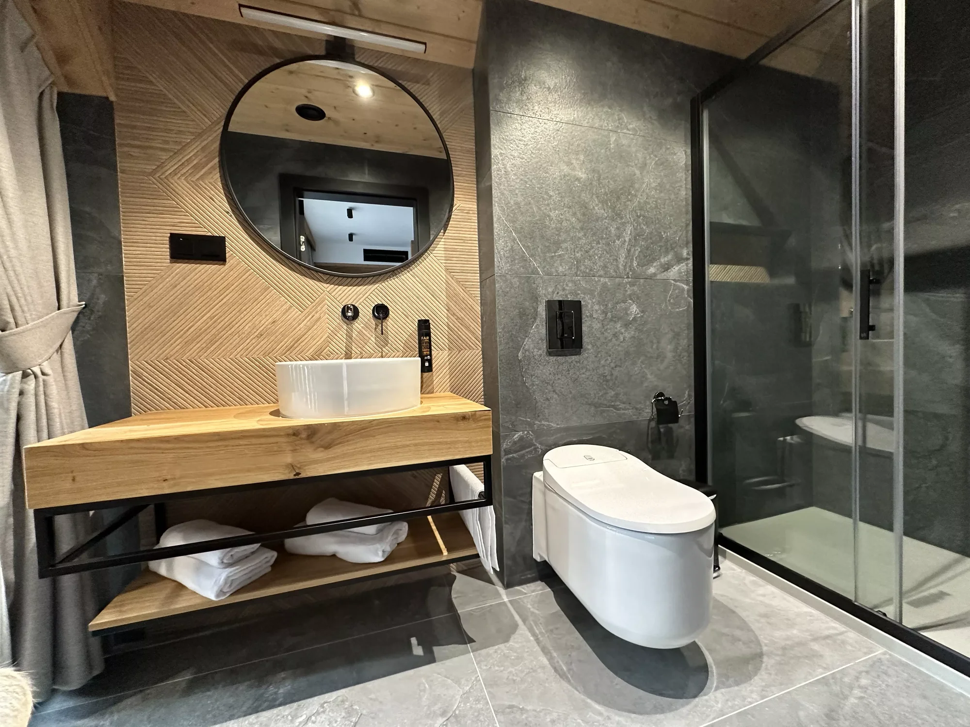 Relax v srdci Zakopaného: aparthotel se snídaní a wellness, v okolí termály i muzeum sýrů