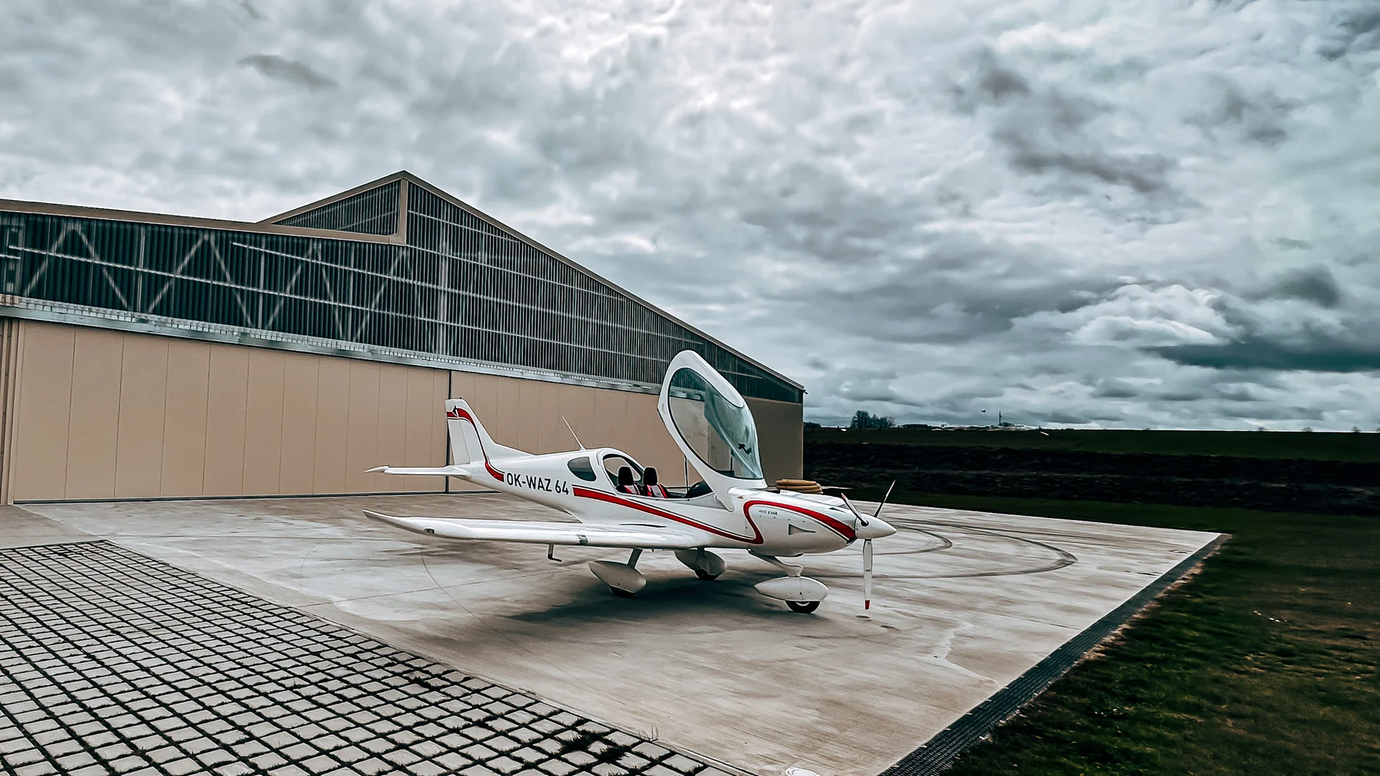 Pilotem na zkoušku v letadle Roko VIA: 30 nebo 60 min.