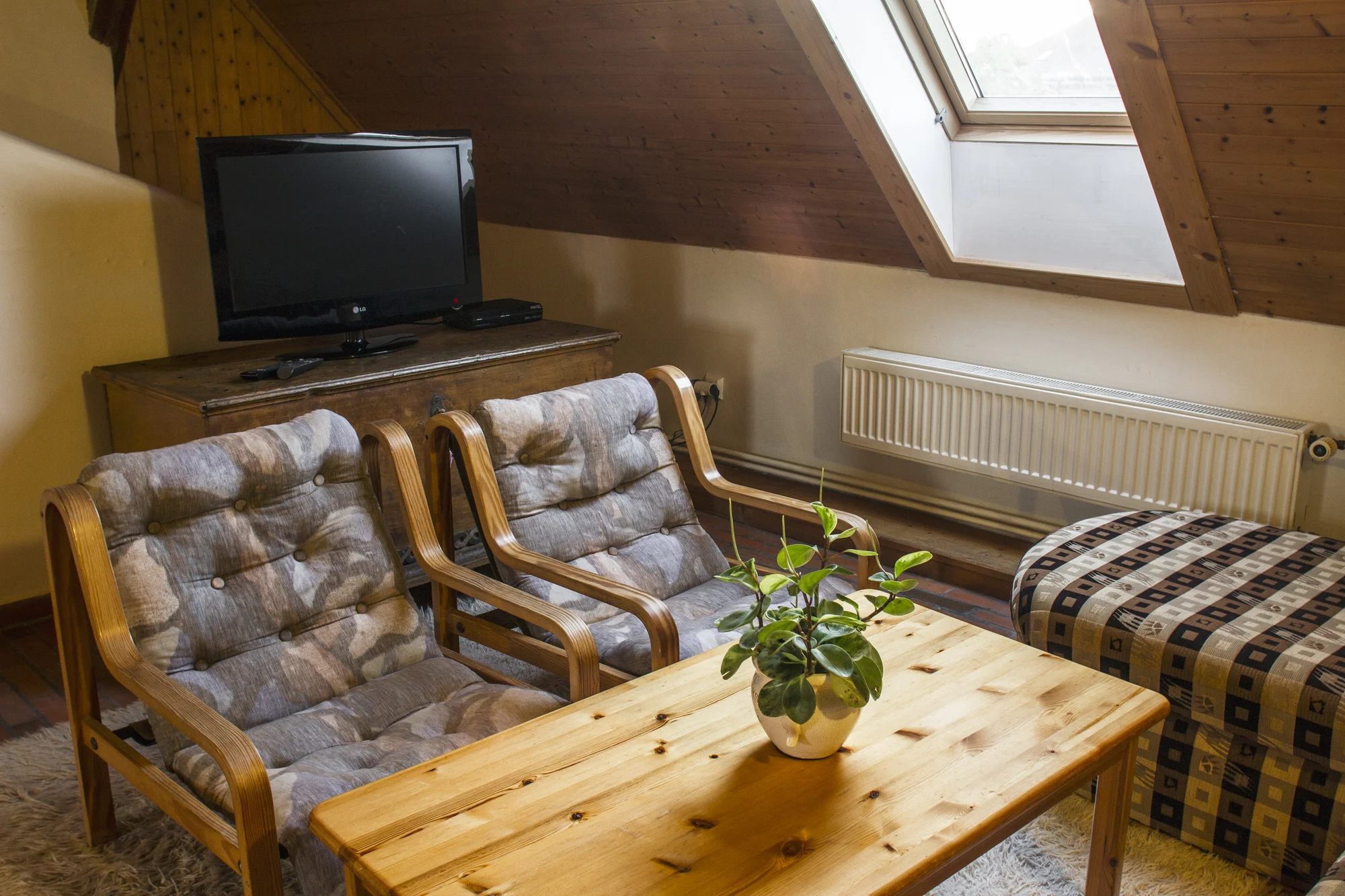 Pobyt na chalupě v Podkrkonoší: vybavené studio či apartmán, sauna a jacuzzi