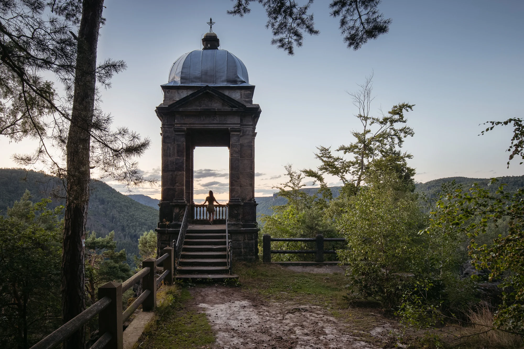 Netradiční ubytování v Děčíně: moderně zařízený lodní kontejner s terasou a grilem