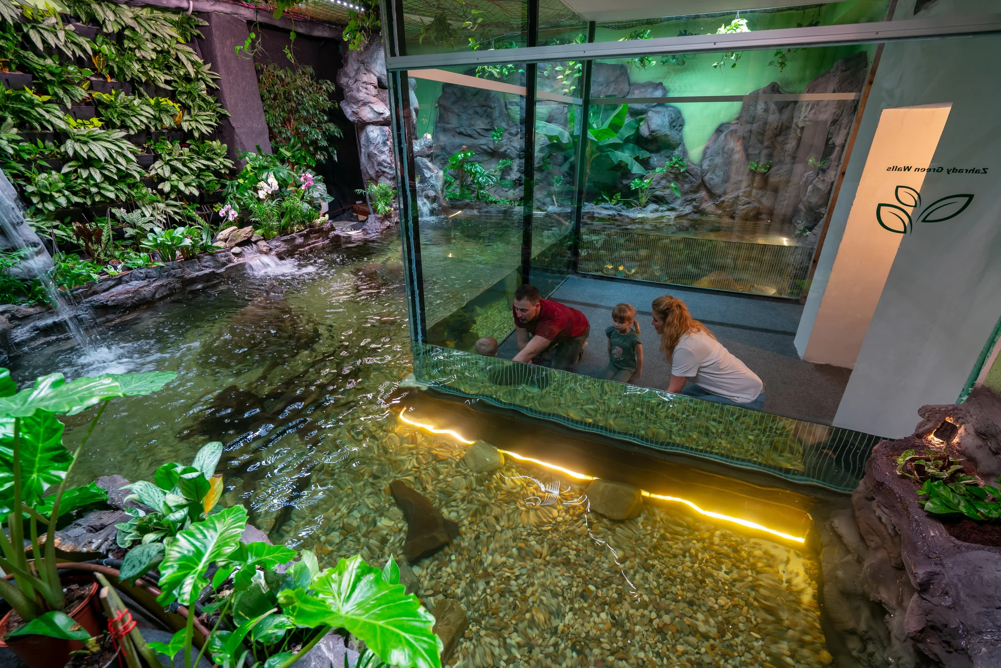 Wellness hotel na Lipně: snídaně a neomezeně obří aquapark a saunový svět