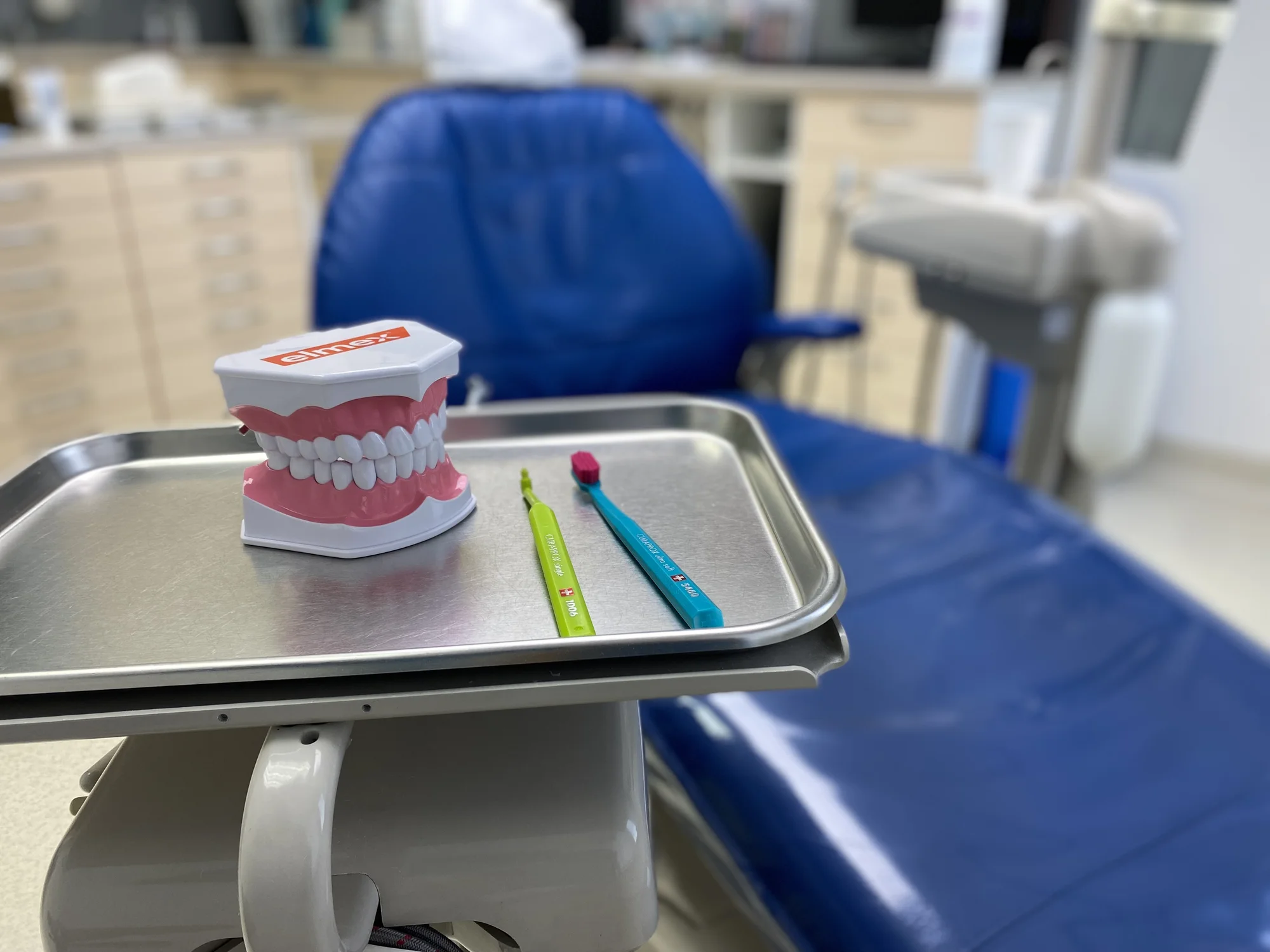 Důkladná dentální hygiena pro děti i dospělé