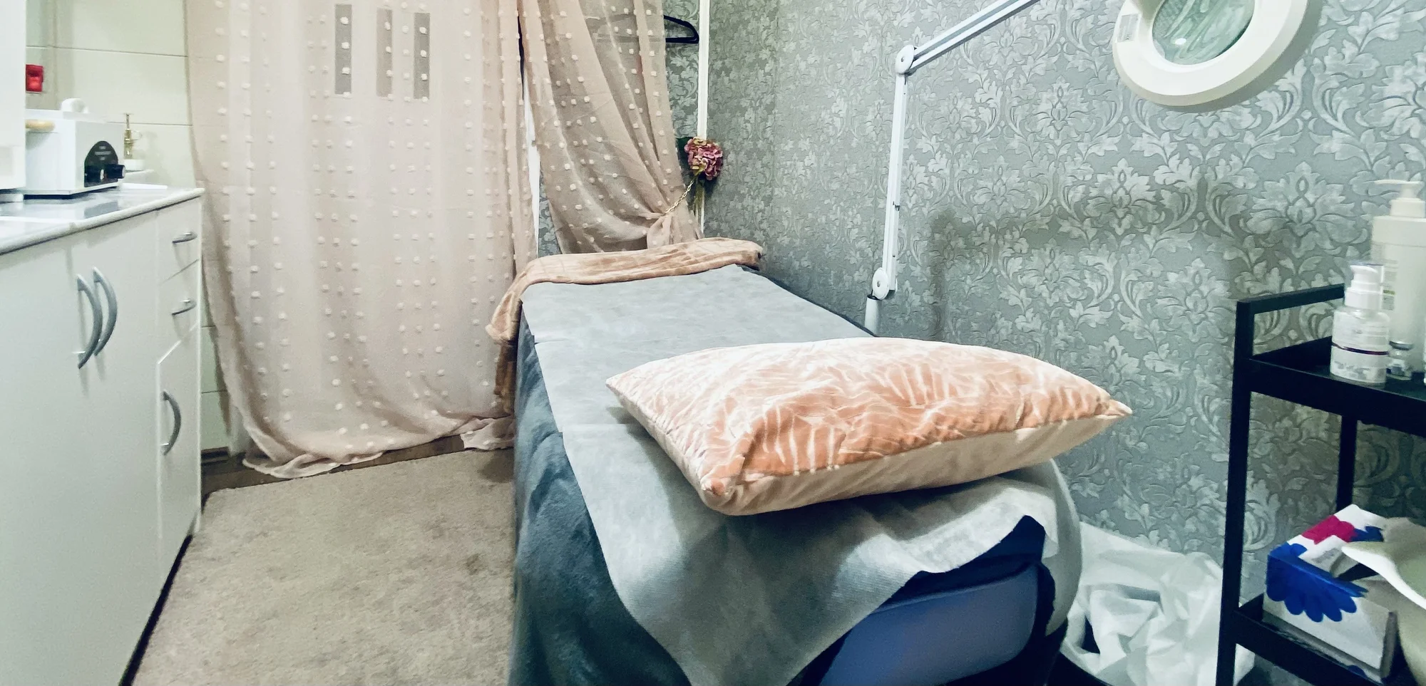 Hloubkové mechanické čistění pleti či komplexní péče o pleť a dekolt