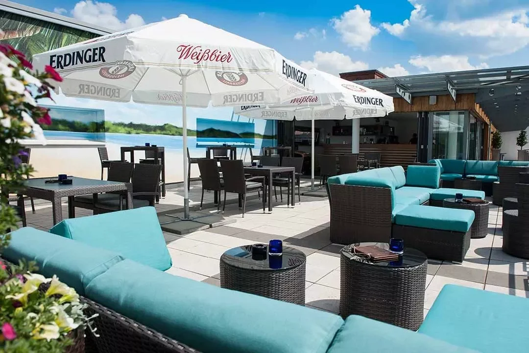 Pobyt v berlínském 4* wellness hotelu: snídaně, bazén, sauna i jacuzzi