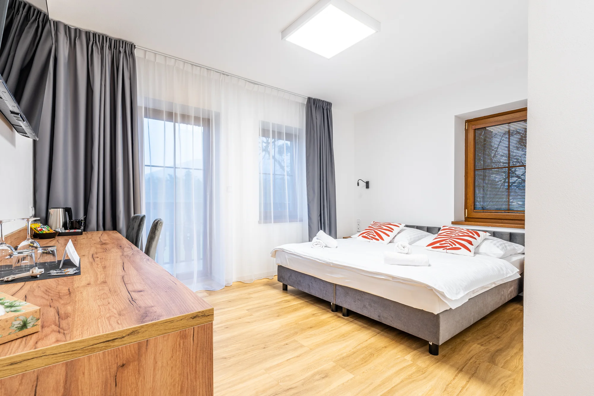 Penzion v podhůří Beskyd: snídaně, sleva na wellness, bobovou dráhu i golf, v zimě lyžování