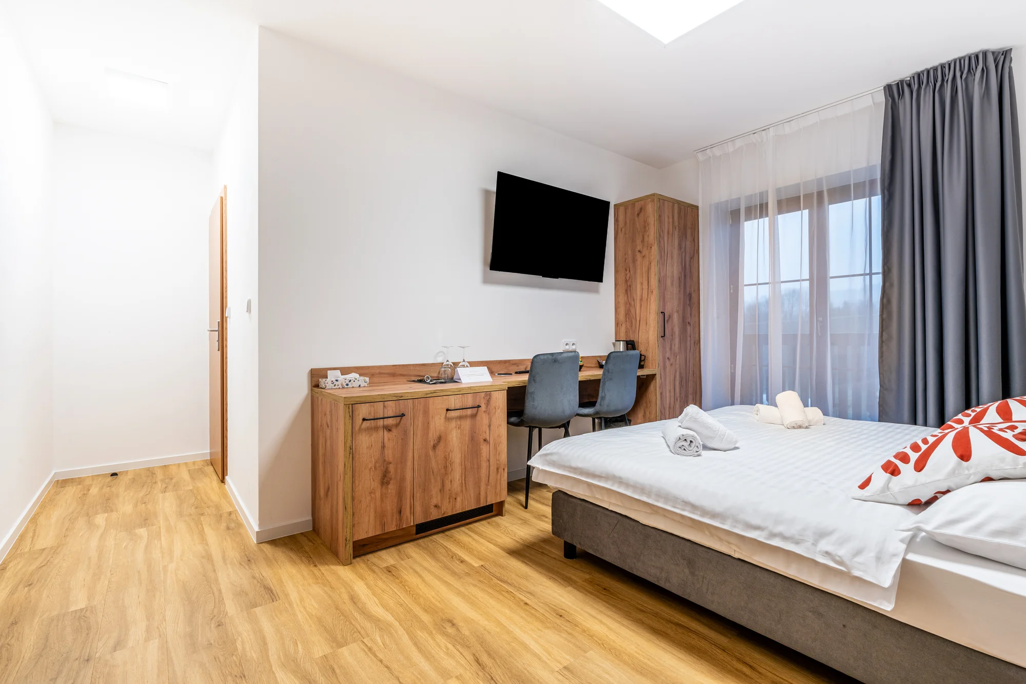 Penzion v podhůří Beskyd: snídaně, sleva na wellness, bobovou dráhu i golf, v zimě lyžování
