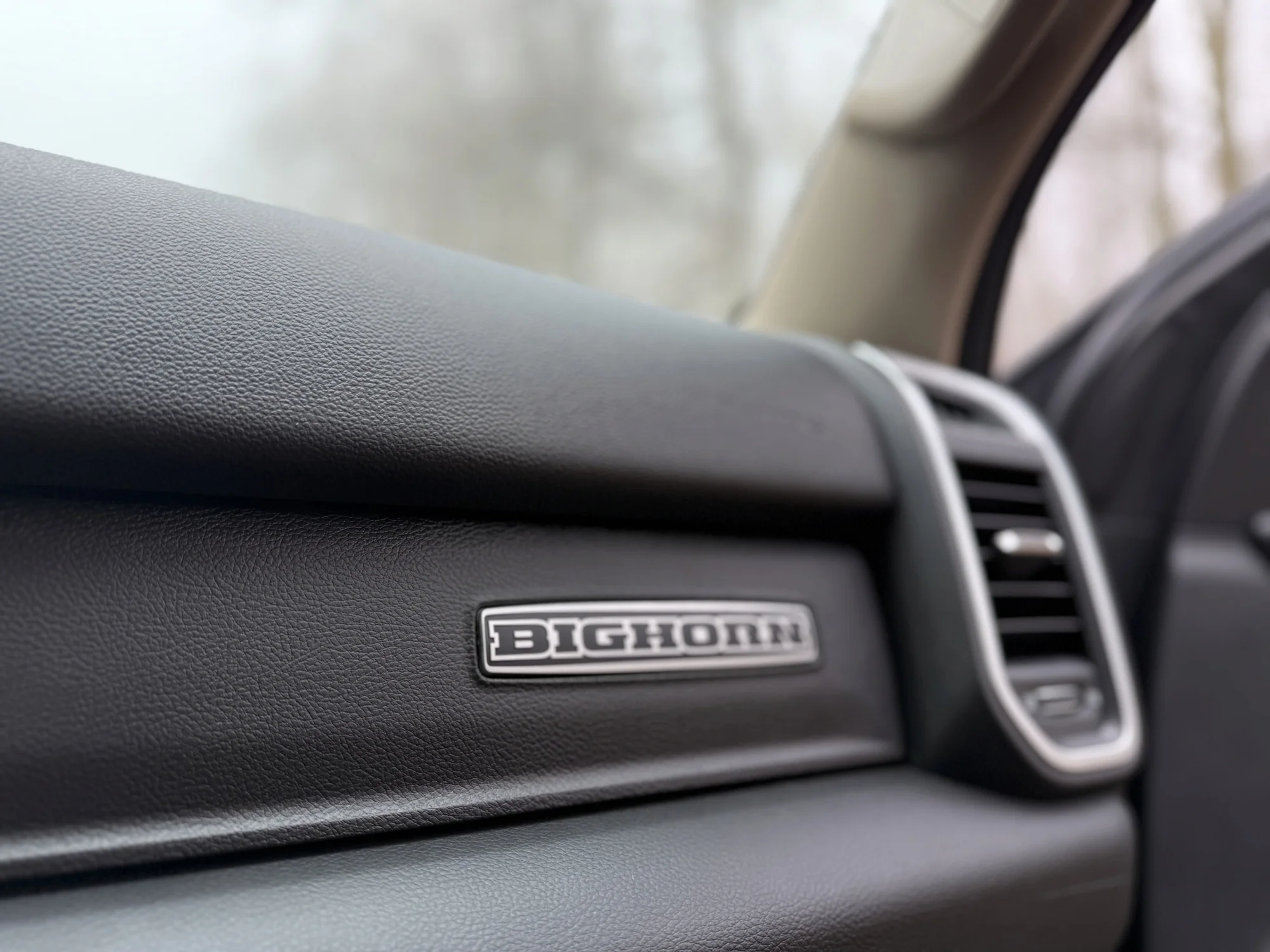 Pronájem monstrózního Dodge RAM V8 HEMI: 4 hod. až 3 dny