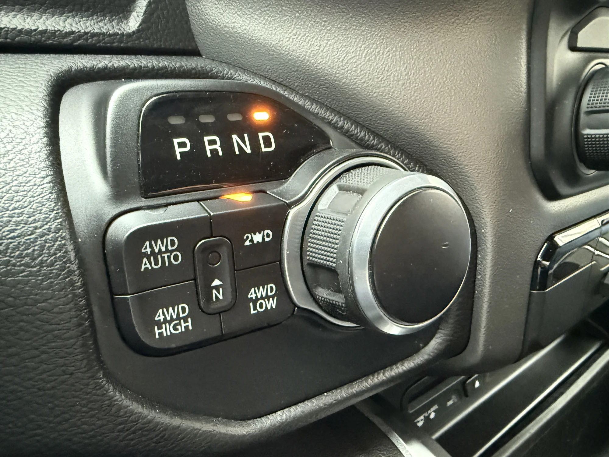 Pronájem monstrózního Dodge RAM V8 HEMI: 4 hod. až 3 dny