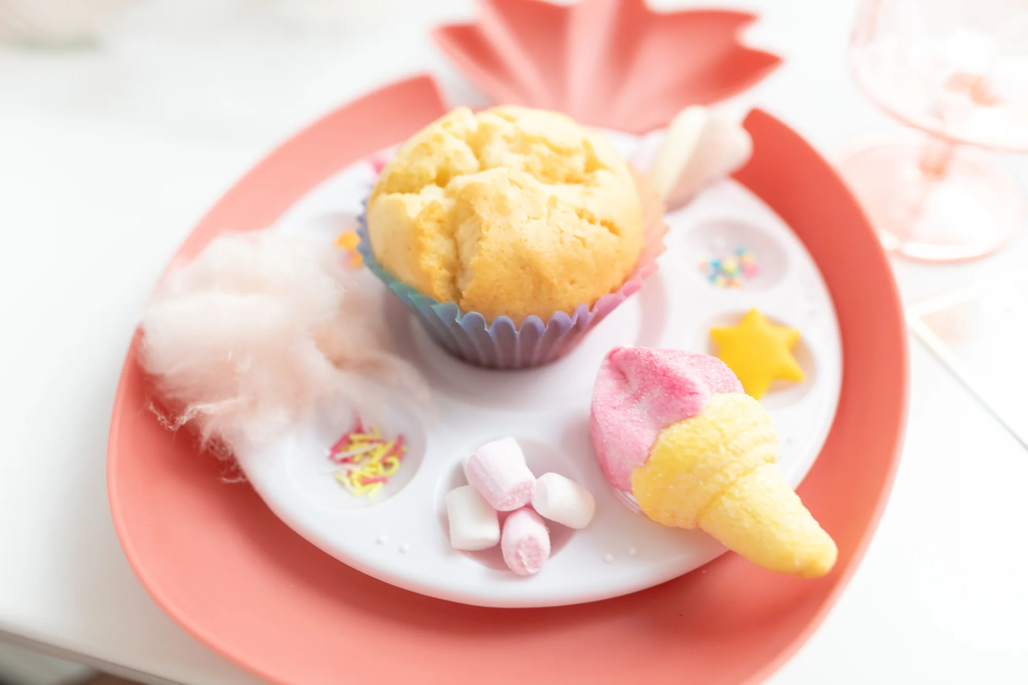 Kreativní program pro děti: líčení, malba na plátno, tvoření i zážitek pro maminku s dcerou