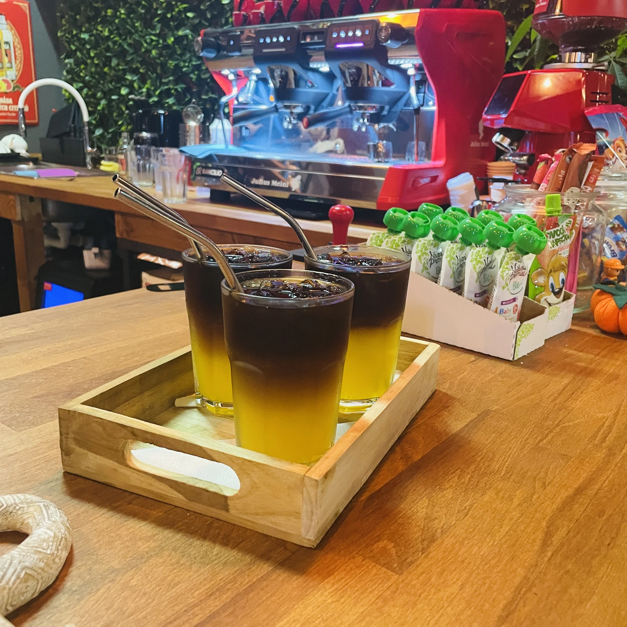 Zážitek pro milovníky kávy: základní i celodenní baristický kurz se základy latte art