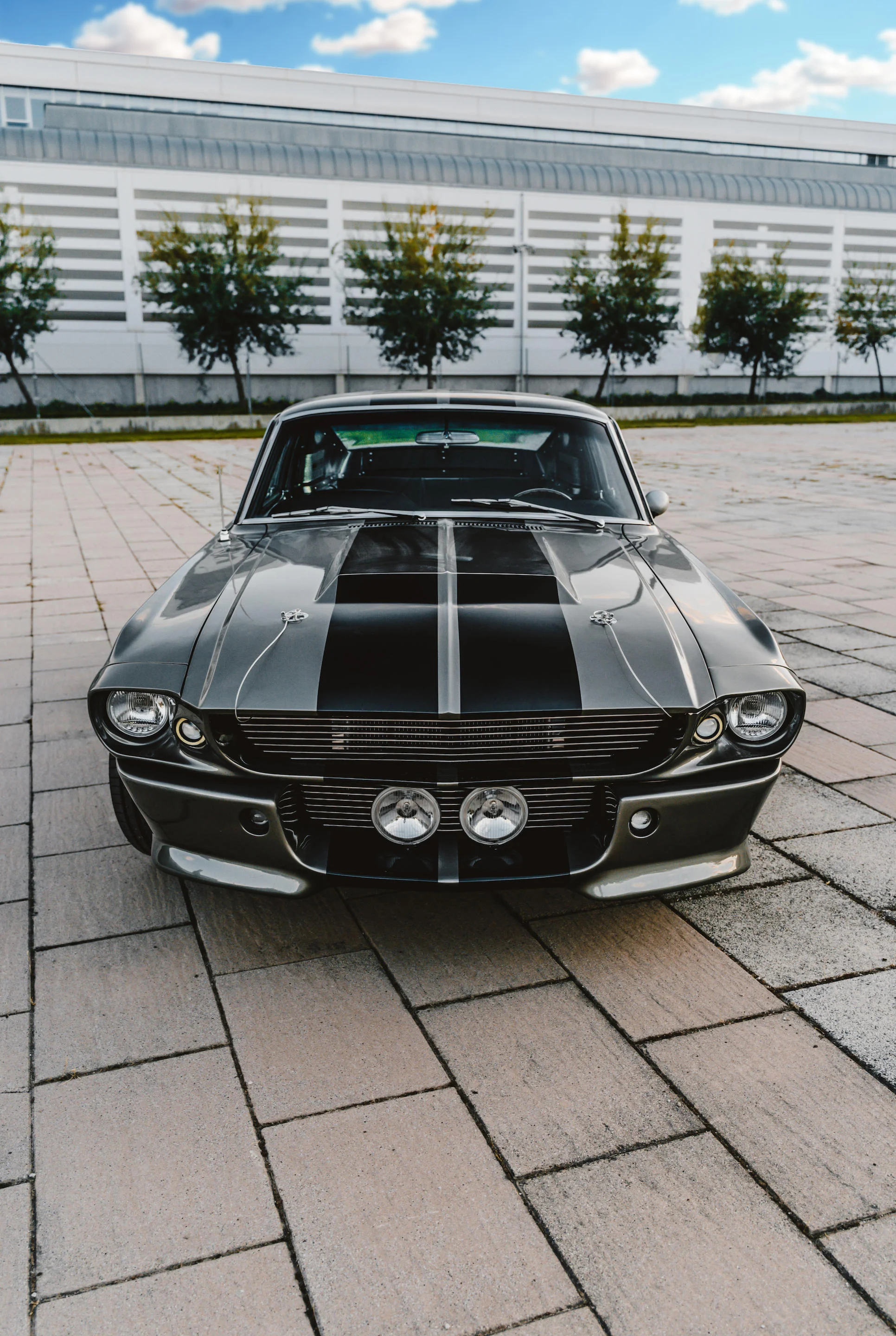 Jízda zpátky časem: spolujízda či půjčení Mustangu z roku 1967, V8, výfuky Magnaflow