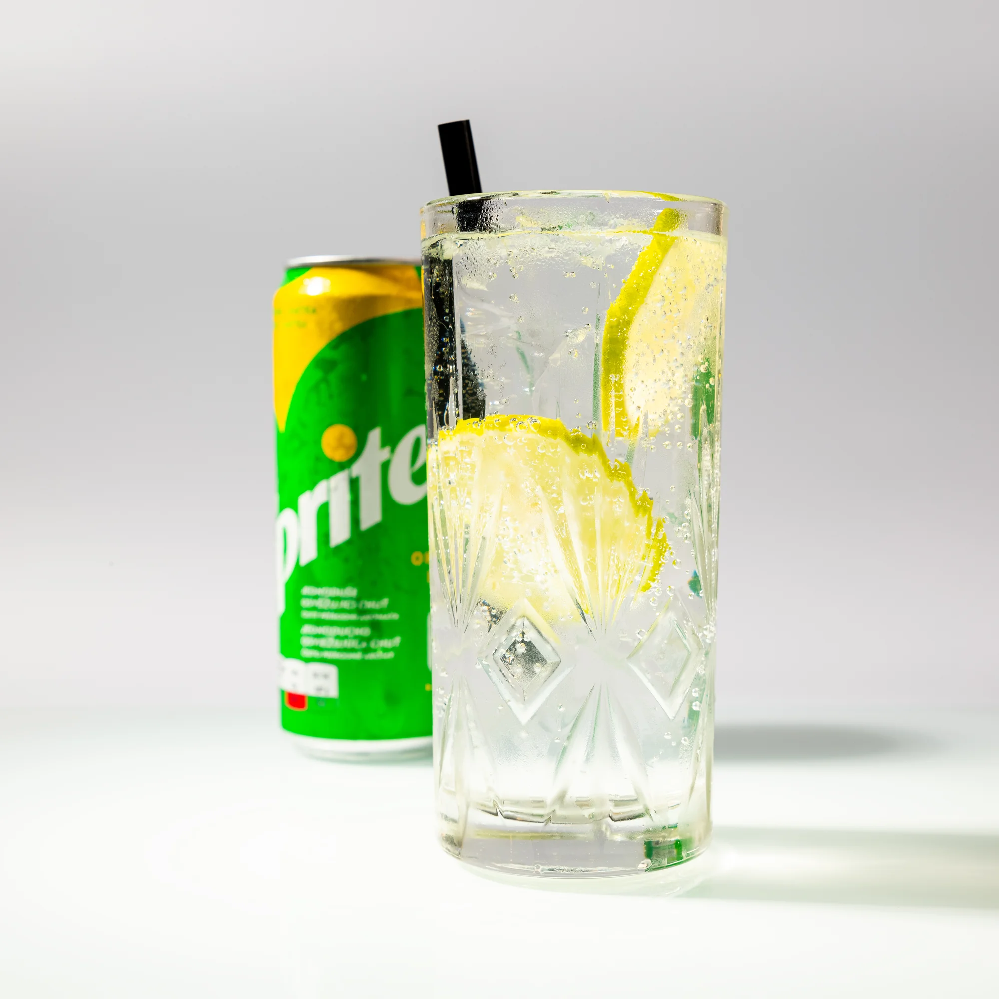 2 nebo 4 drinky v centru Ostravy: cuba libre, skinny bitch i gin & tonic