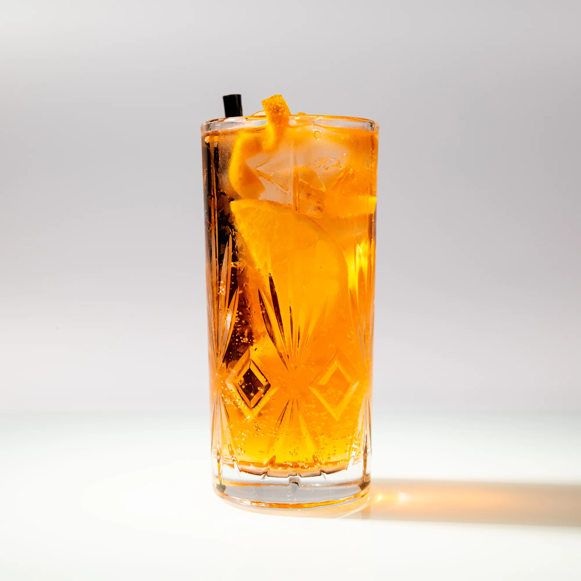 2 nebo 4 drinky v centru Ostravy: cuba libre, skinny bitch i gin & tonic