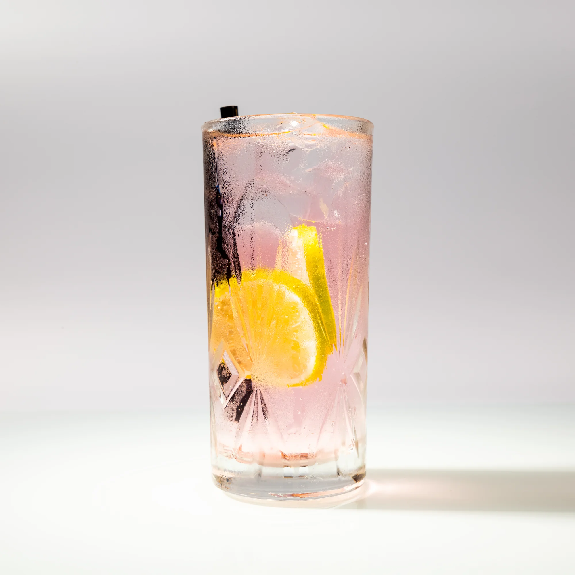 2 nebo 4 drinky v centru Ostravy: cuba libre, skinny bitch i gin & tonic
